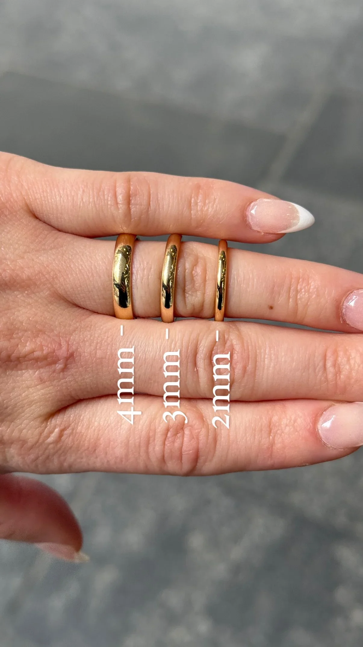 4mm Plain Gold Wedding Bands - Image 4