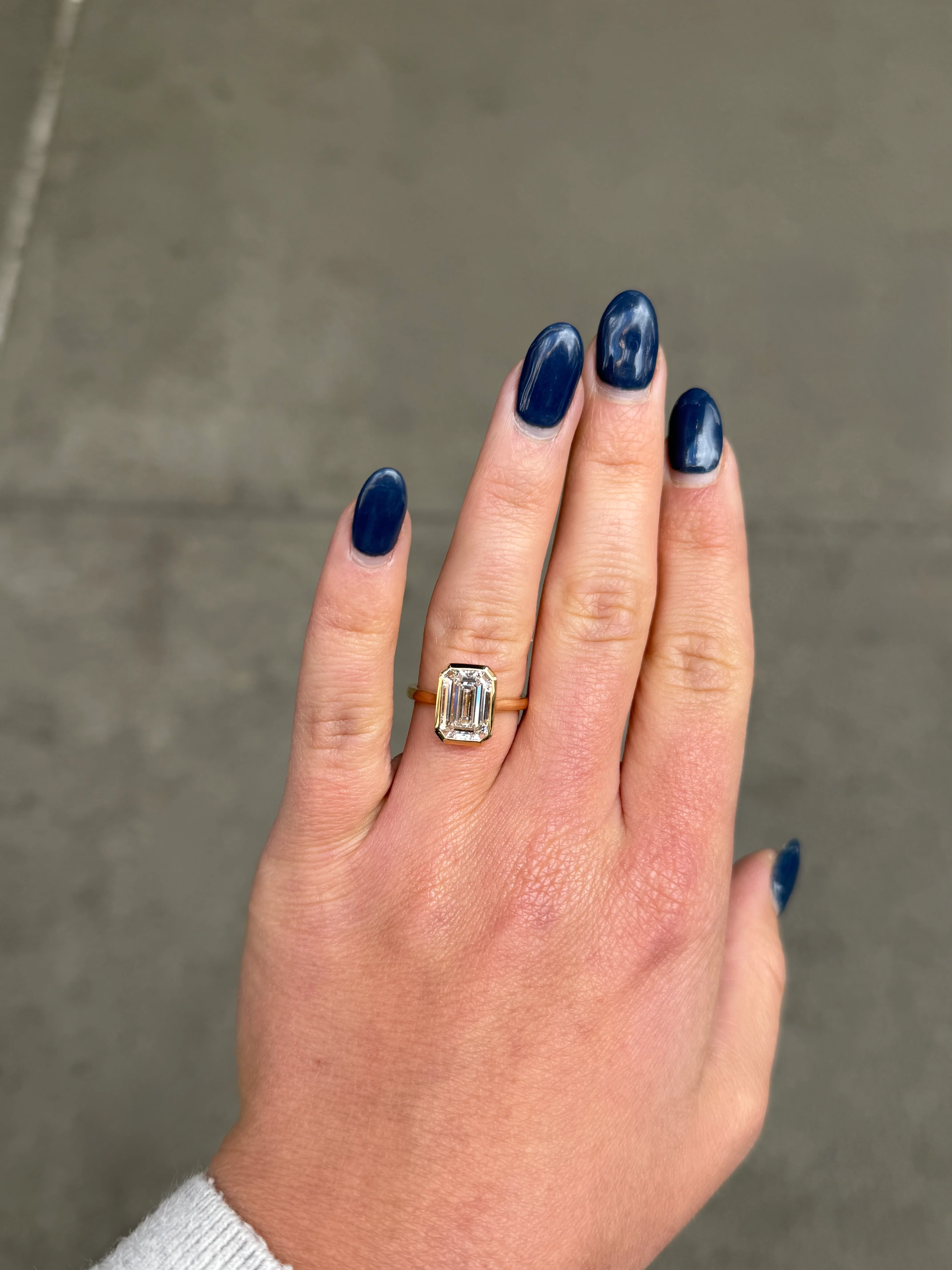 Ladies Lab Grown Emerald Bezel Engagement Ring - Image 2