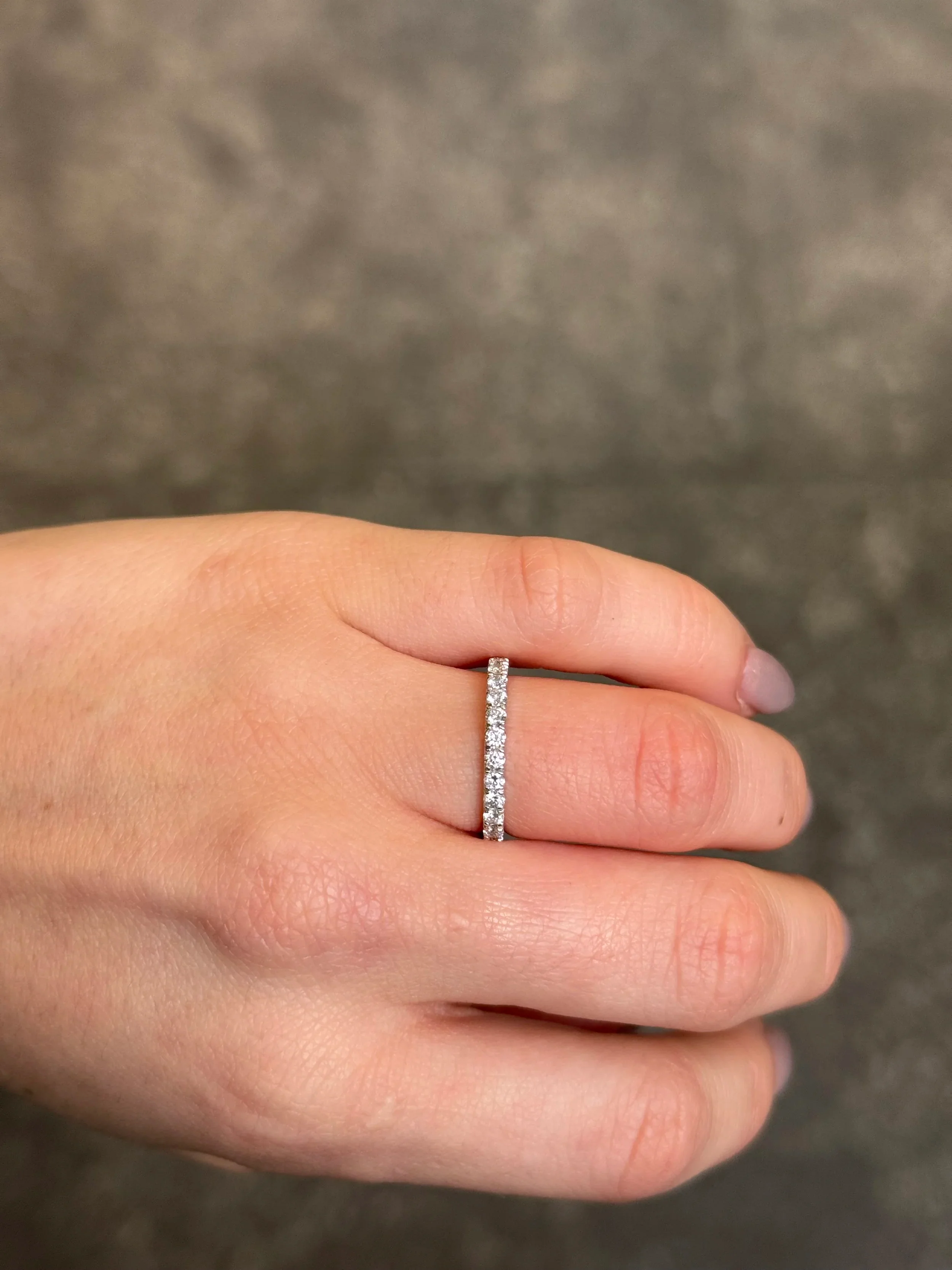 Ladies 1.00ct Eternity Wedding Band - Image 2