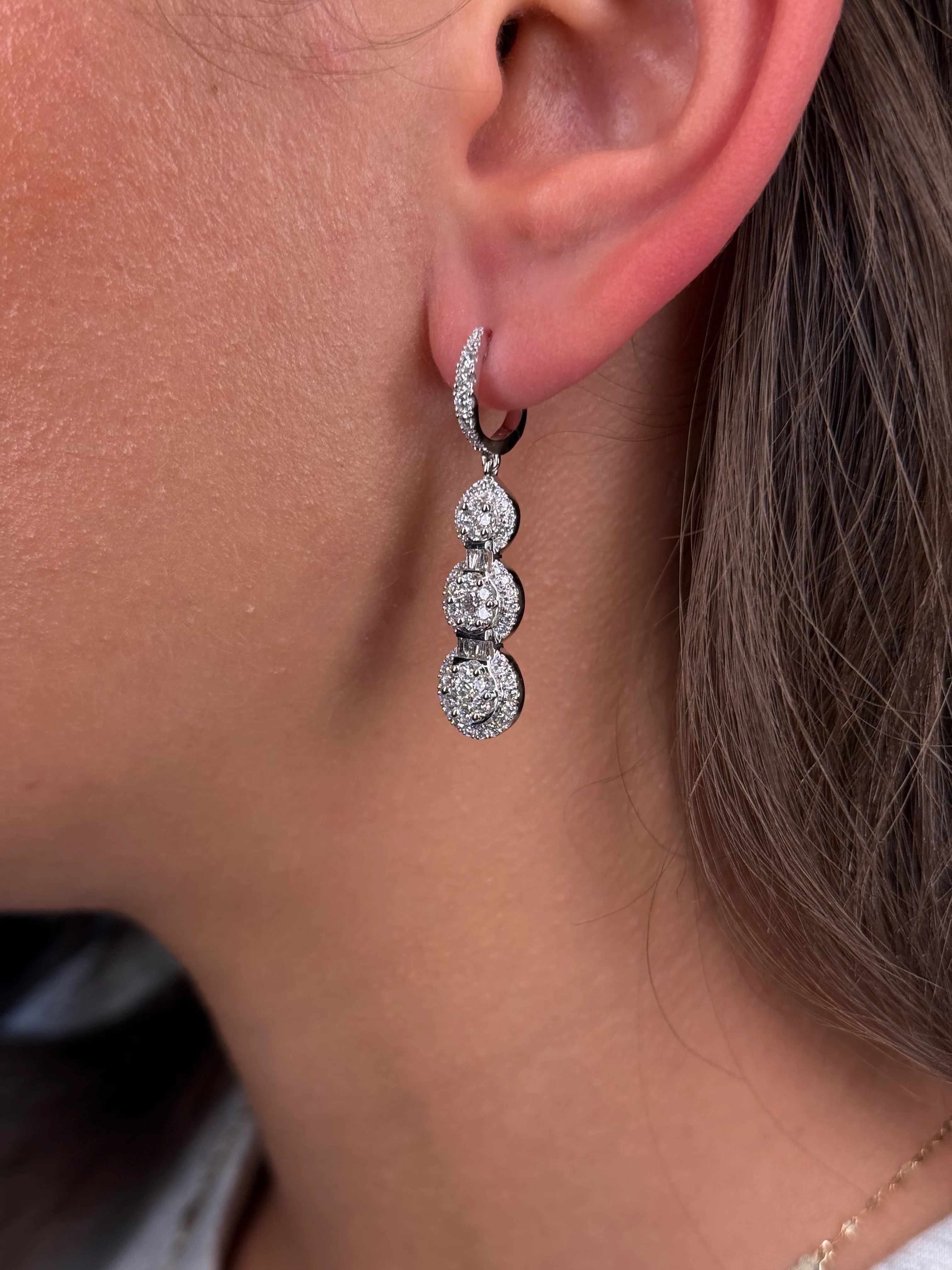 Ladies 3 Round Cluster Dangling Earring - Image 3