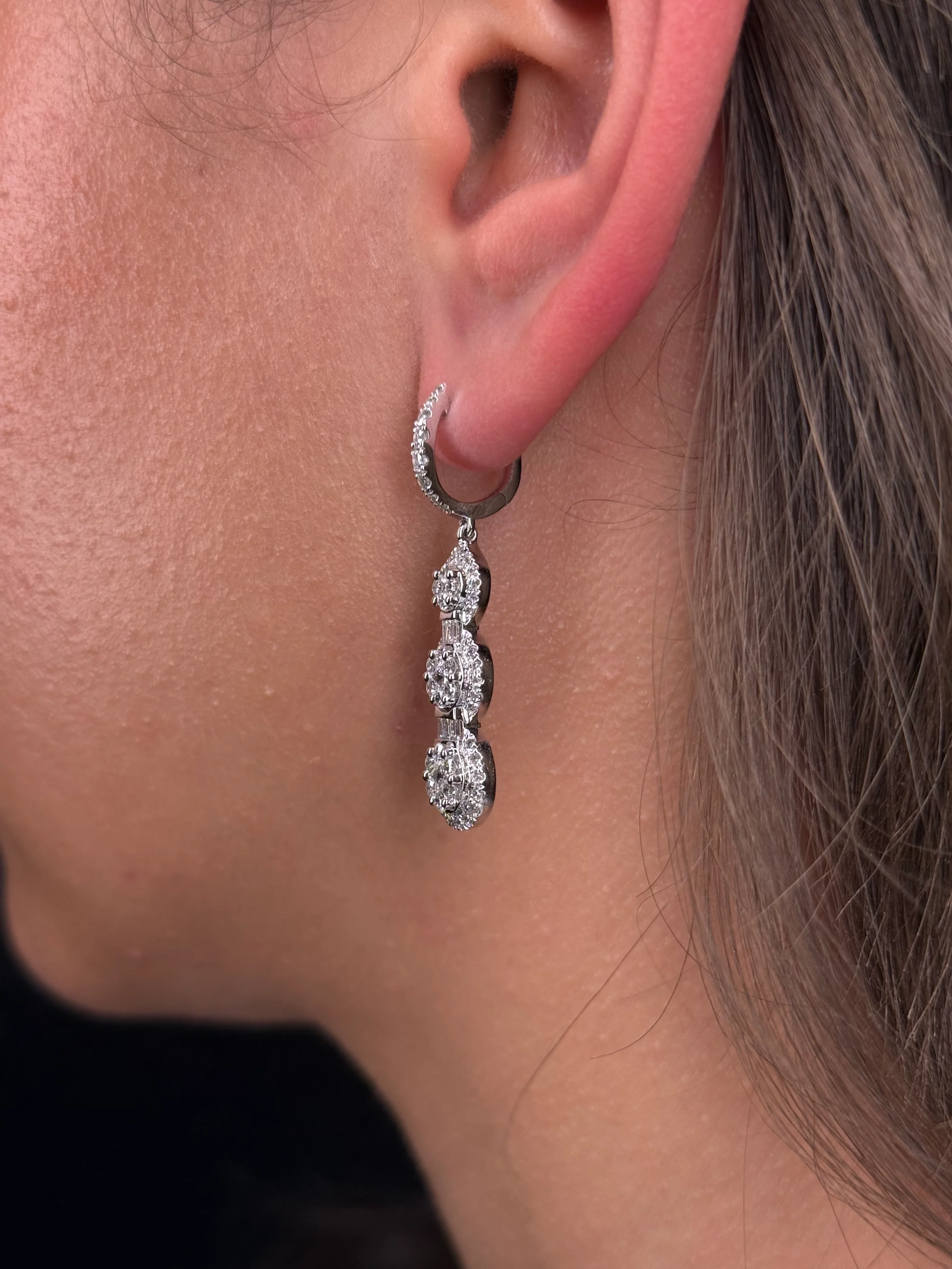 Ladies 3 Round Cluster Dangling Earring - Image 4