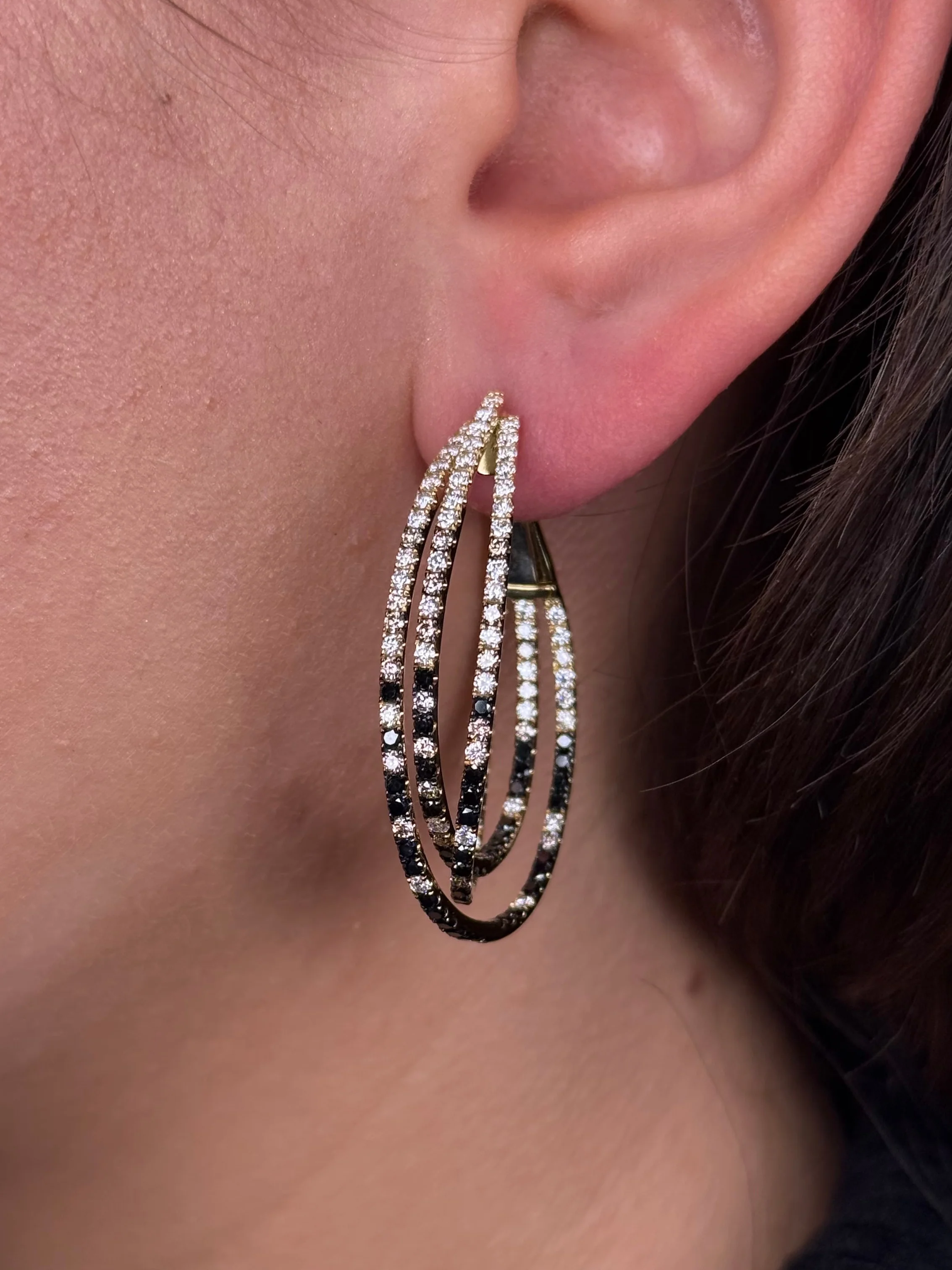 Ladies 3 Row Black and Champagne Oval Hoops