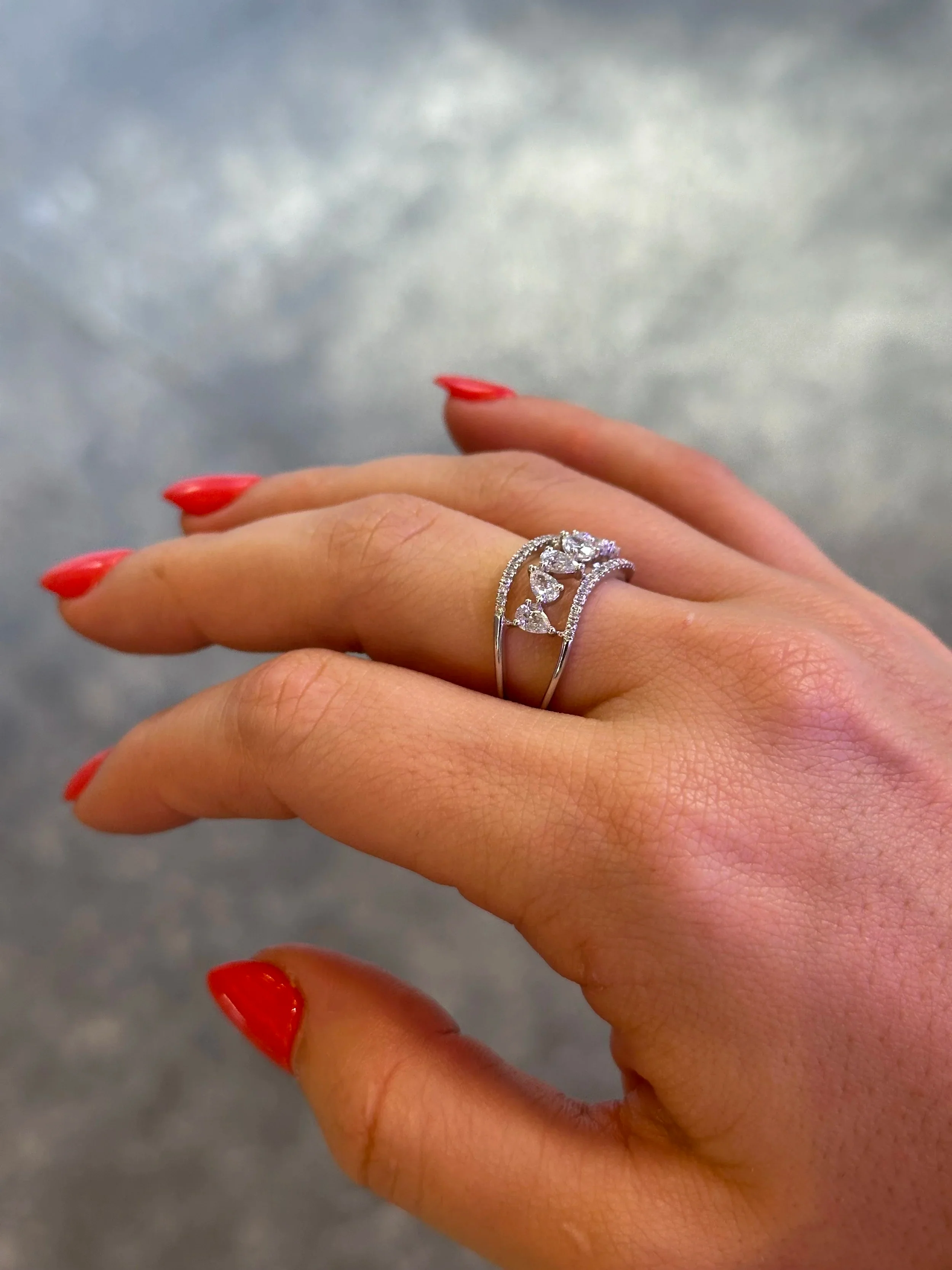 Ladies Alternating Pear Wide Diamond Ring - Image 3