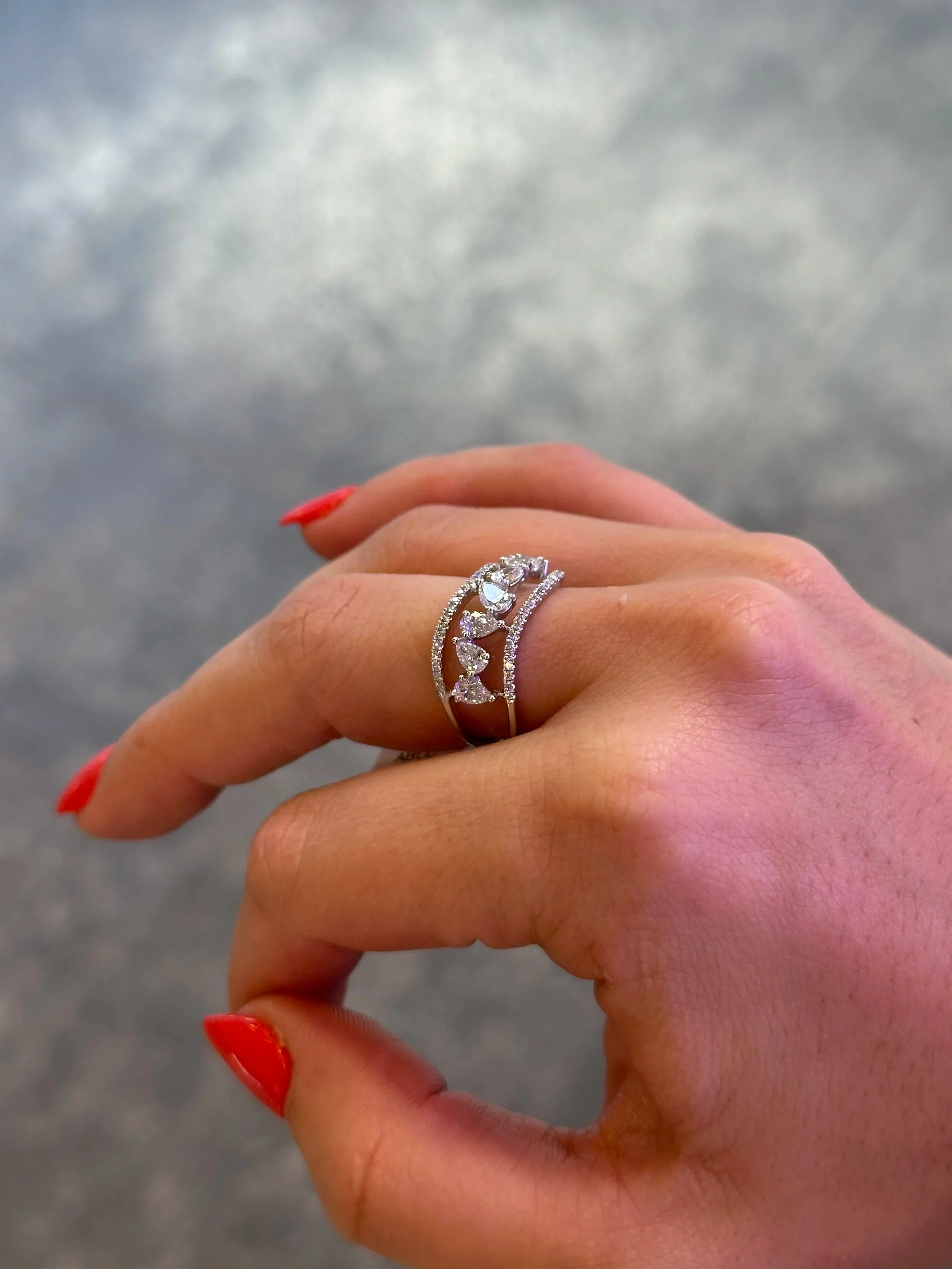 Ladies Alternating Pear Wide Diamond Ring - Image 5