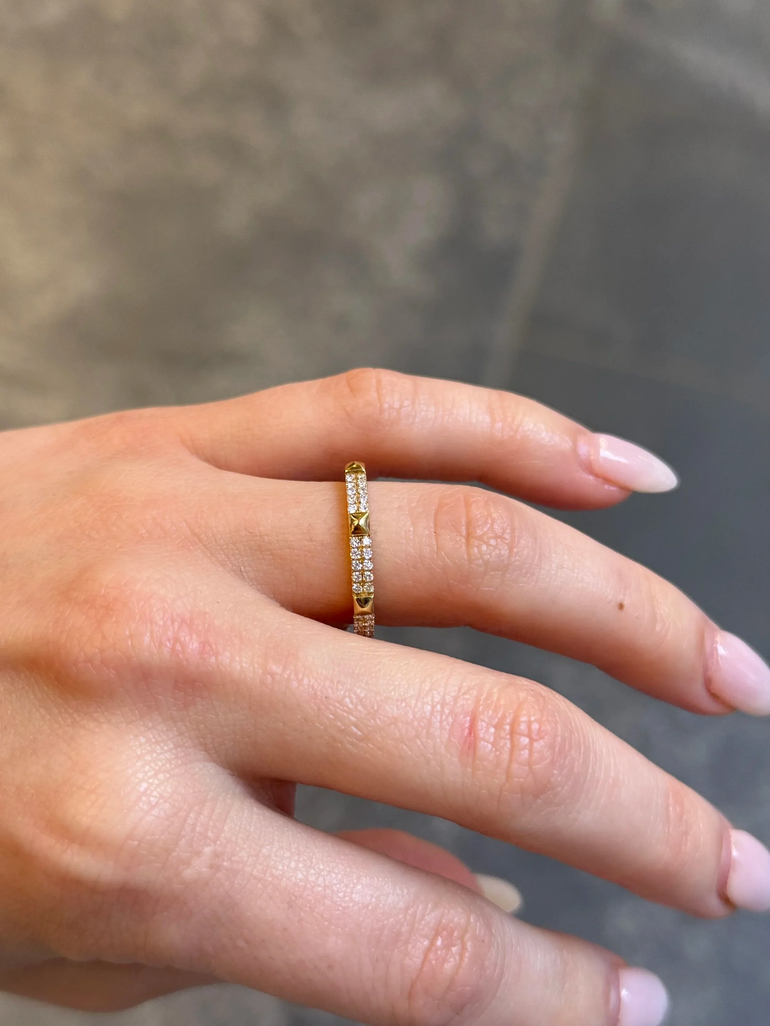 Ladies Alternating Two Row Diamond and Gold Wedding Band - Image 3