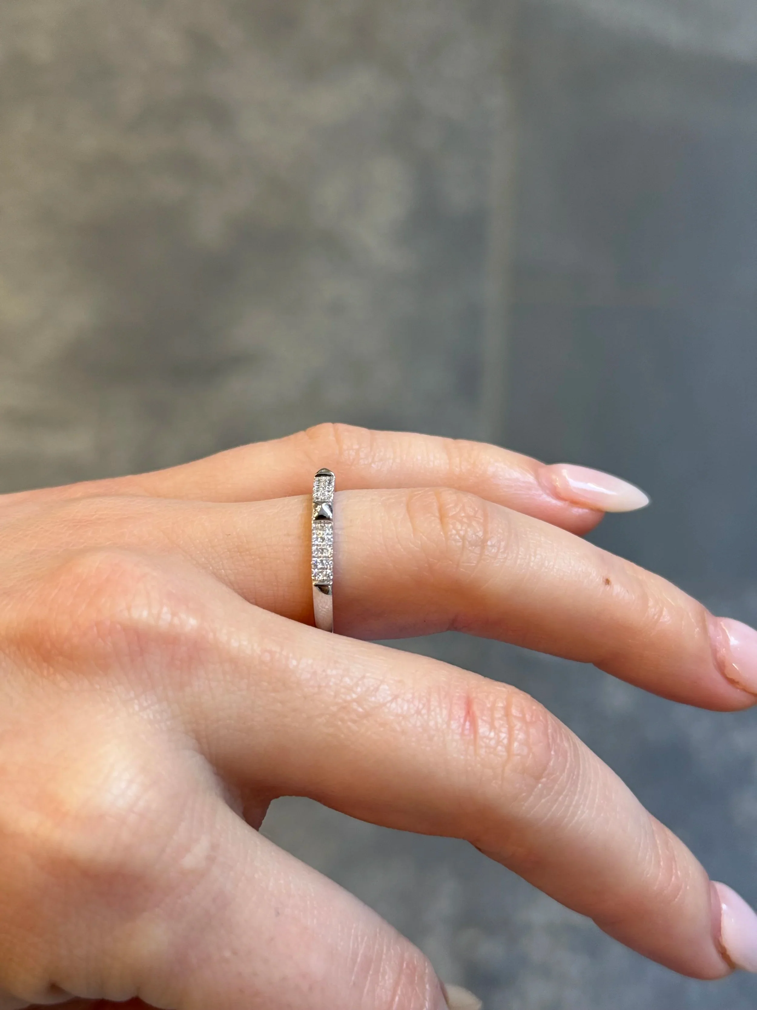 Ladies Alternating Two Row Diamond and Gold Wedding Band - Image 6