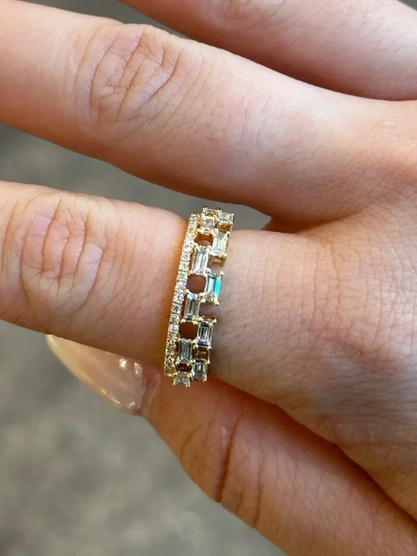 Ladies Baguette and Round Diamond Band