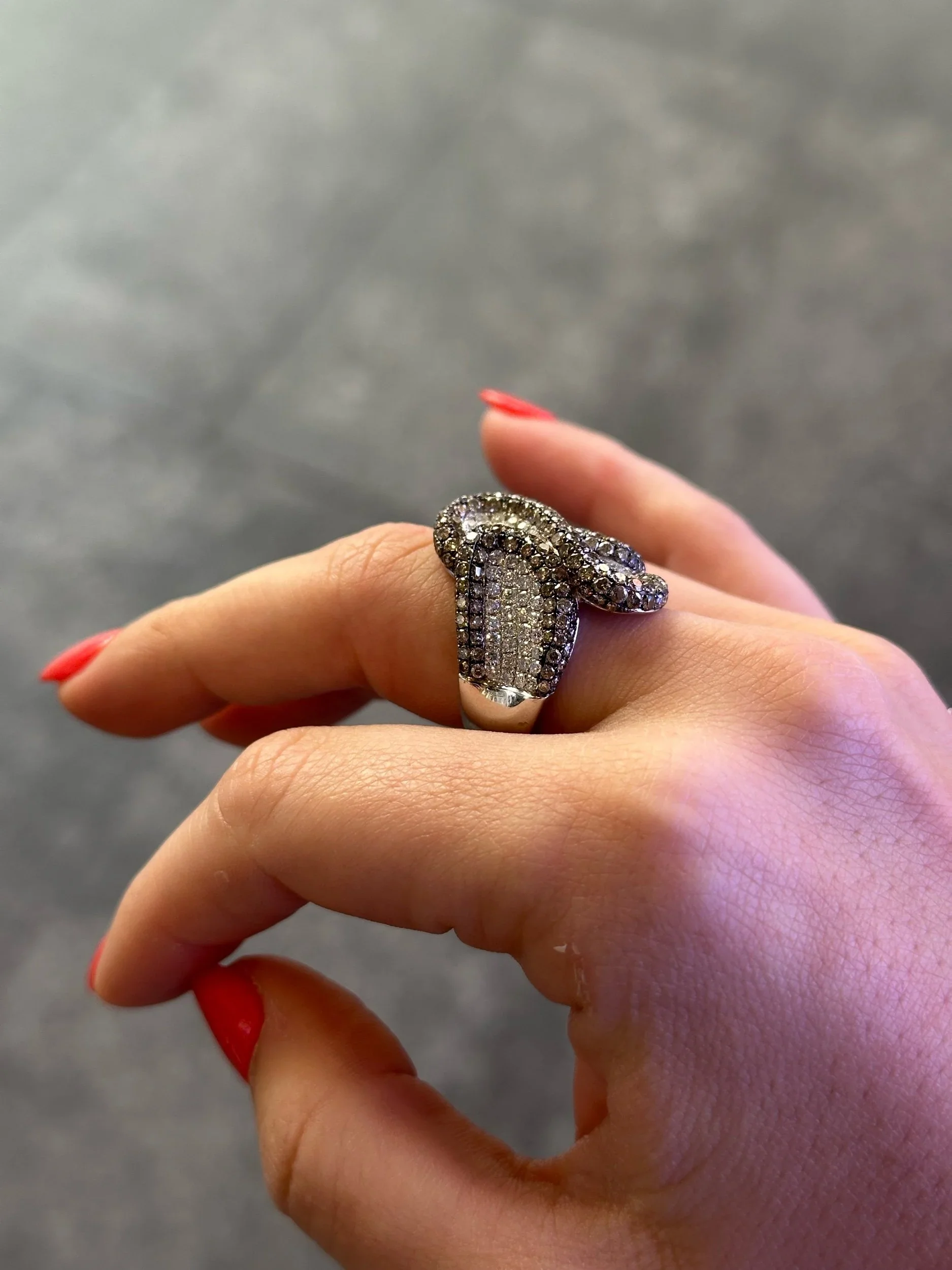 Ladies Champagne Diamond and Round Diamond Ring - Image 2