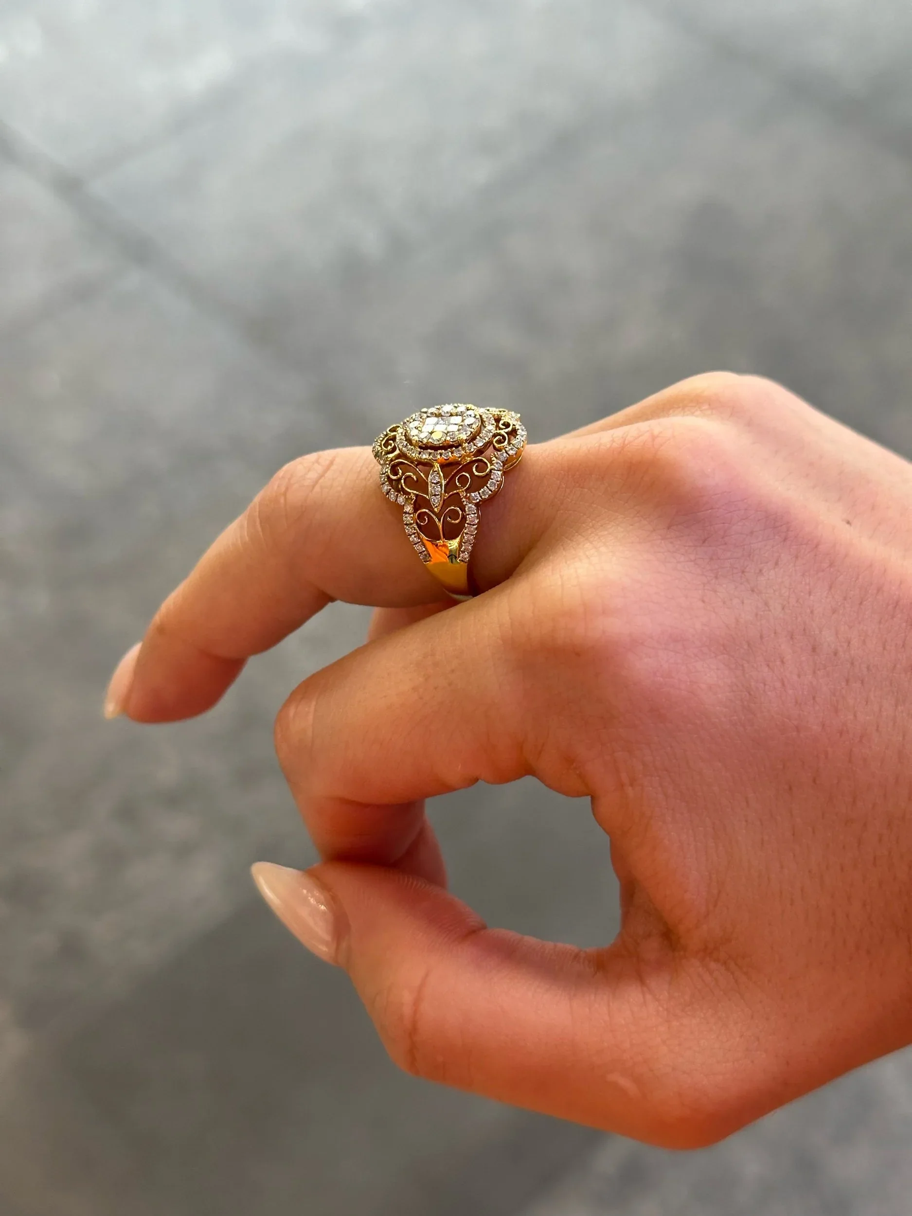 Ladies Custer Filigree Design Ring - Image 3