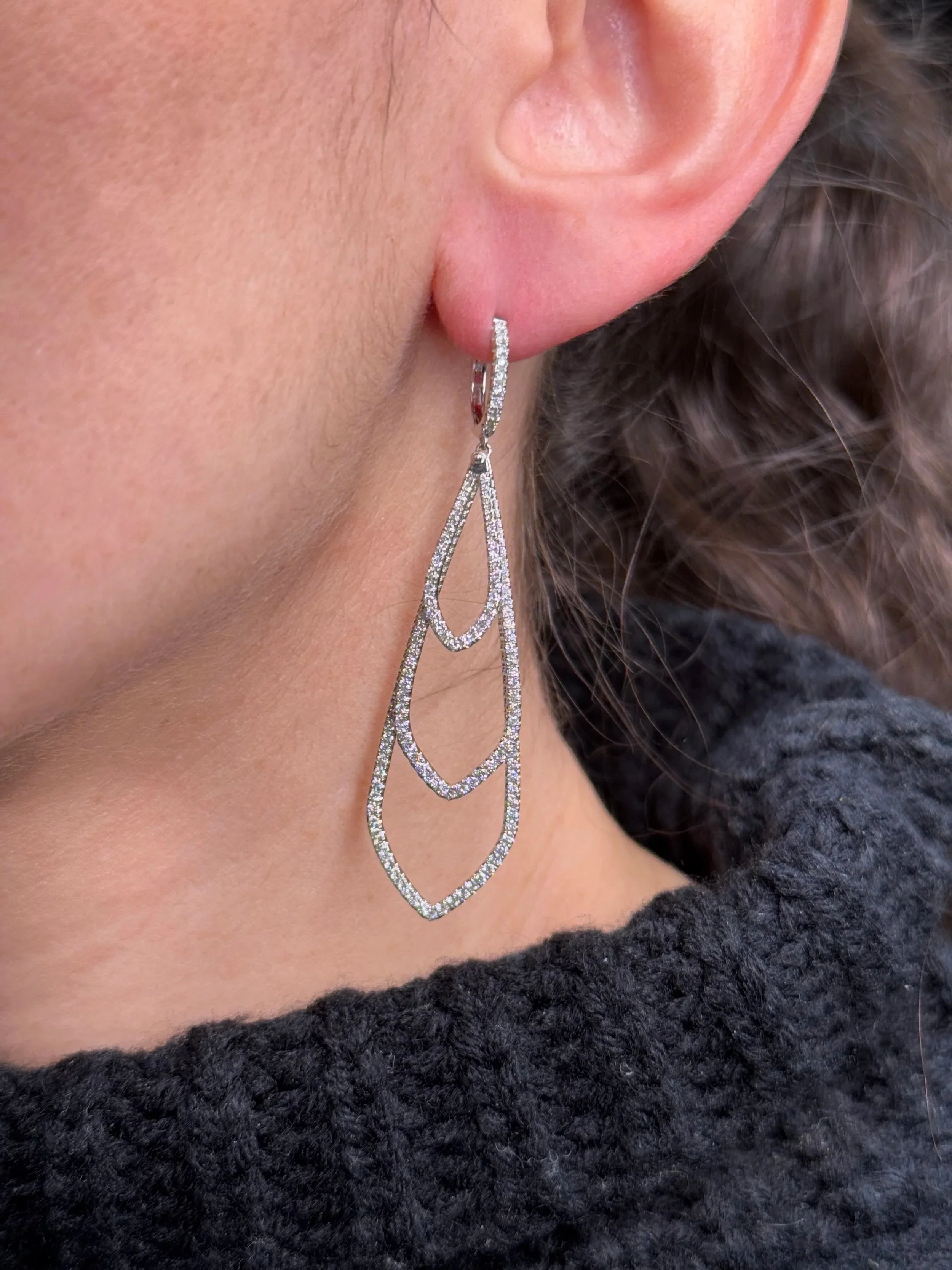 Ladies Dangle Overlapping and Ascending Diamond Earrings - Image 2