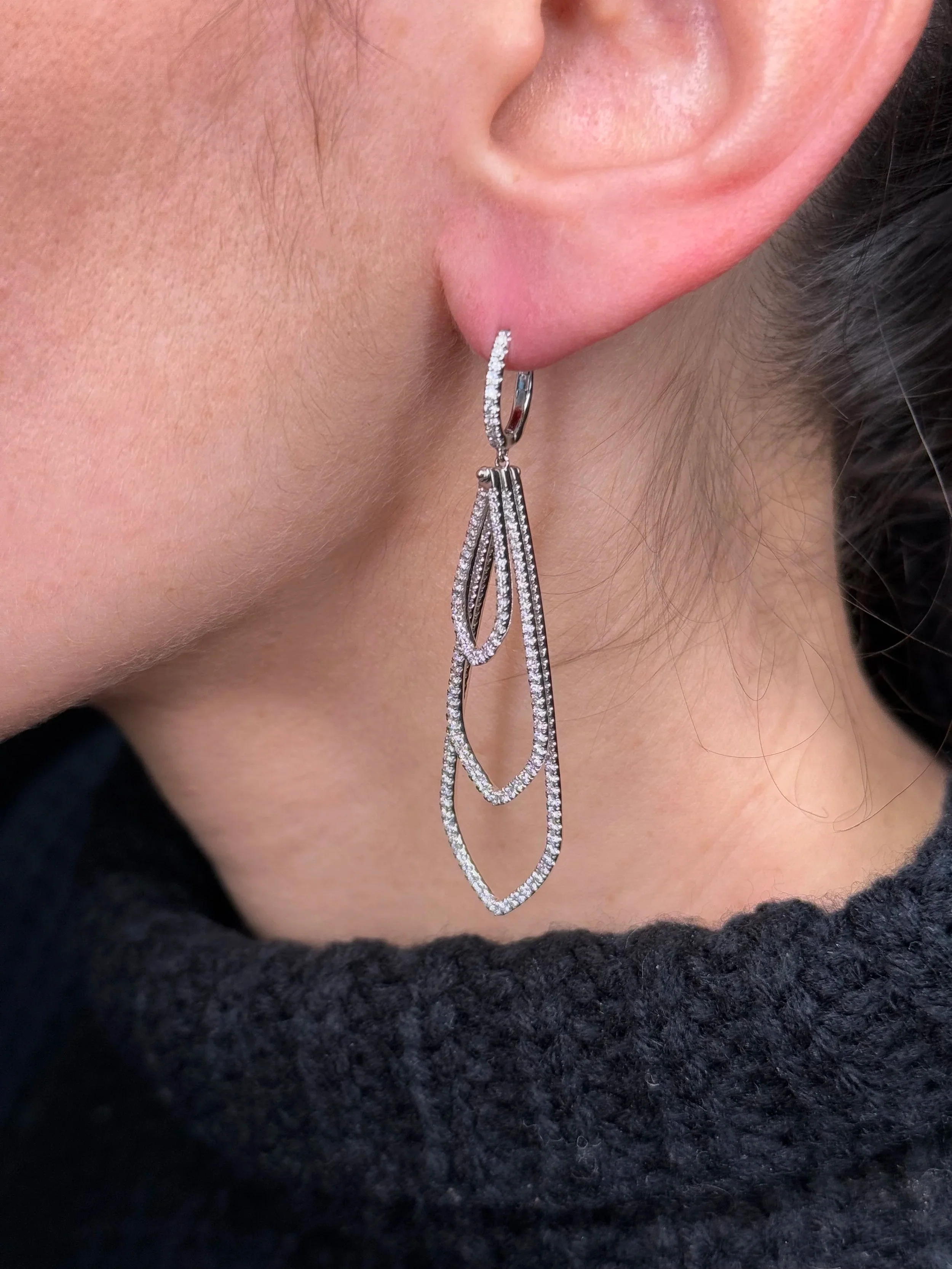 Ladies Dangle Overlapping and Ascending Diamond Earrings - Image 3