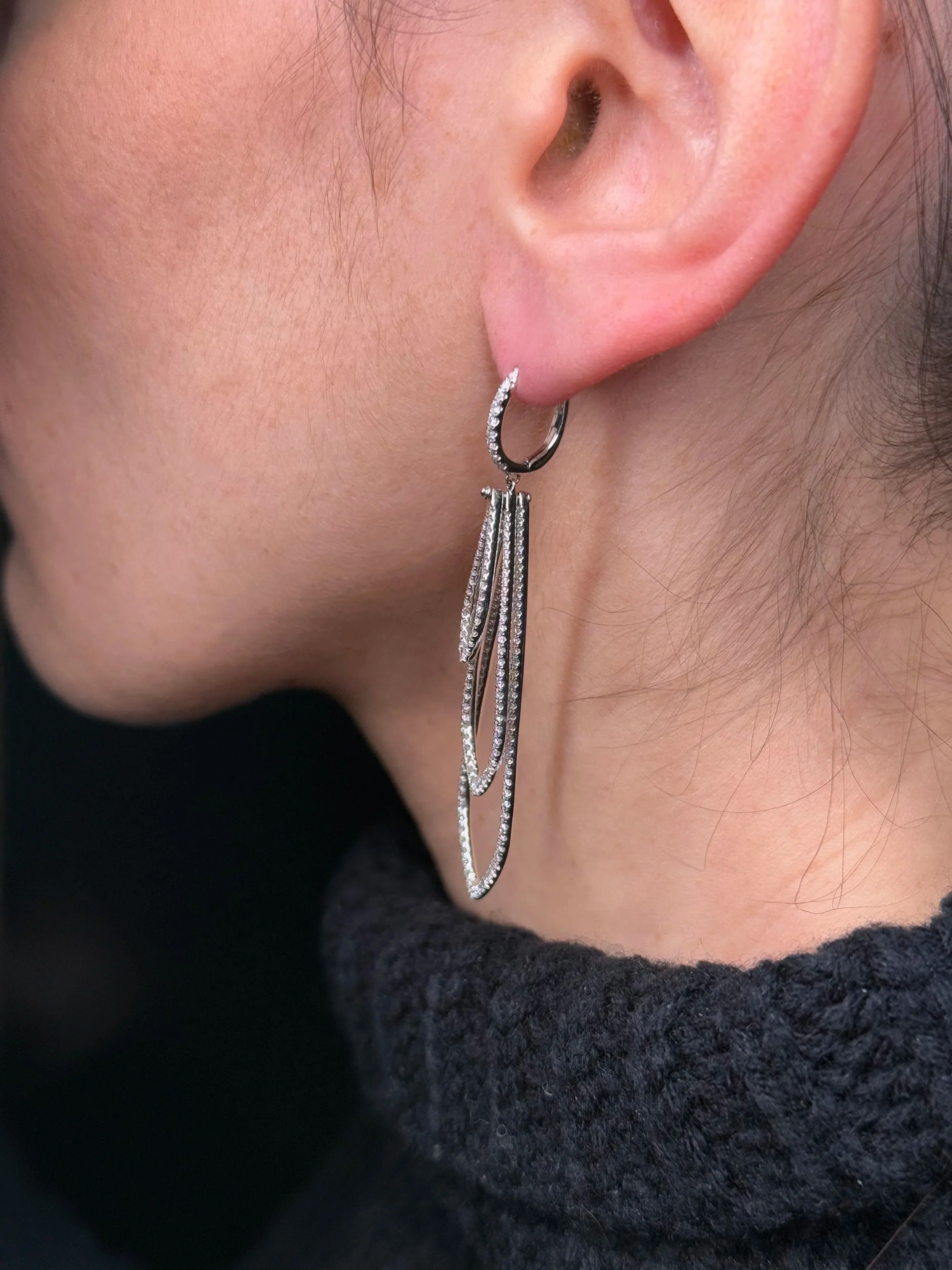 Ladies Dangle Overlapping and Ascending Diamond Earrings - Image 4
