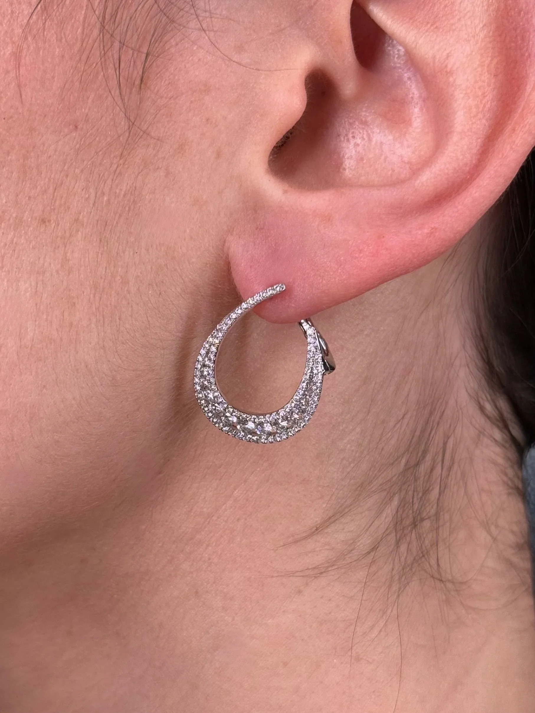 Ladies Diamond Frontal “Huggies"