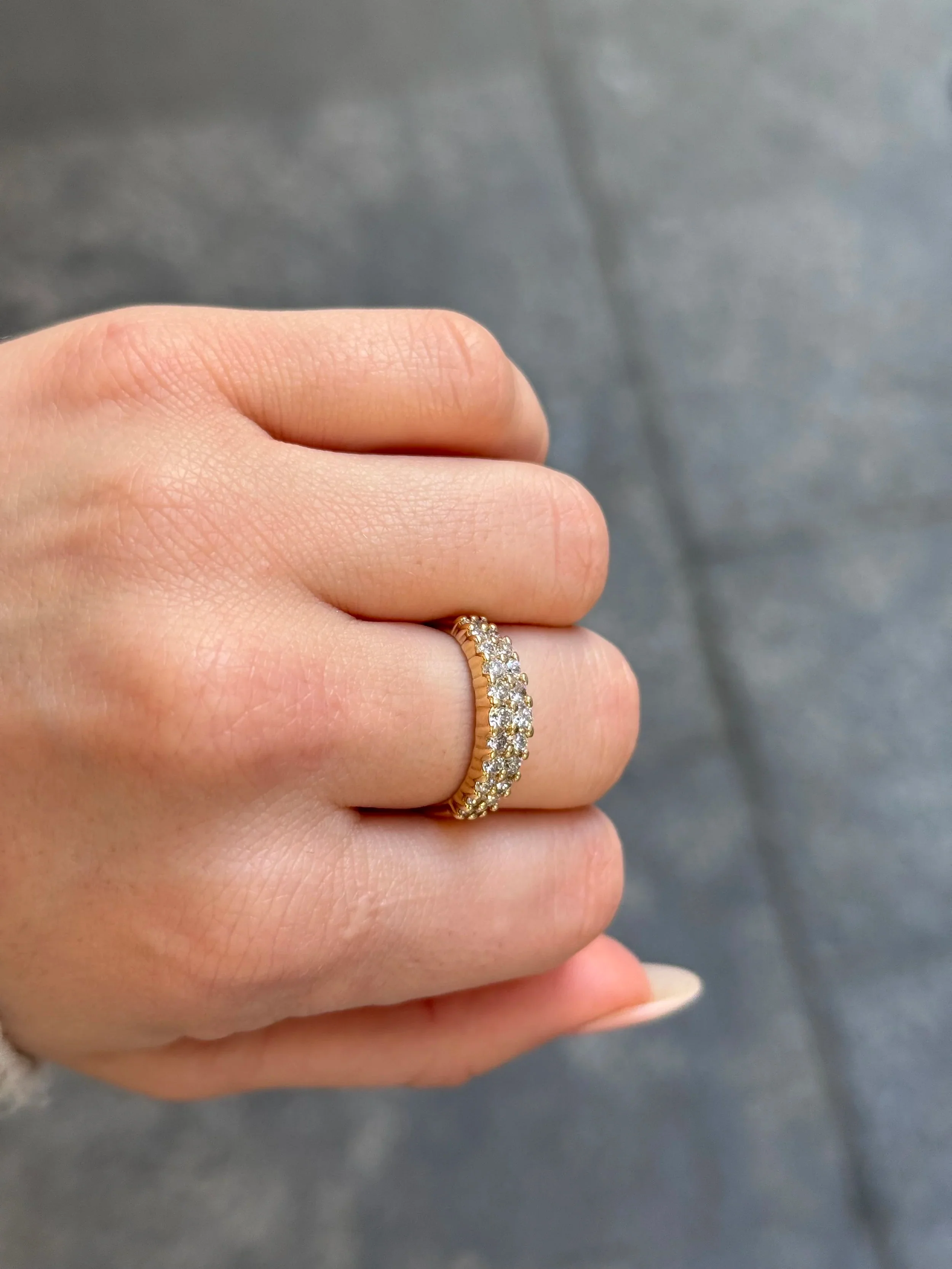Ladies Double Row Graduated Diamond Ring - Image 3