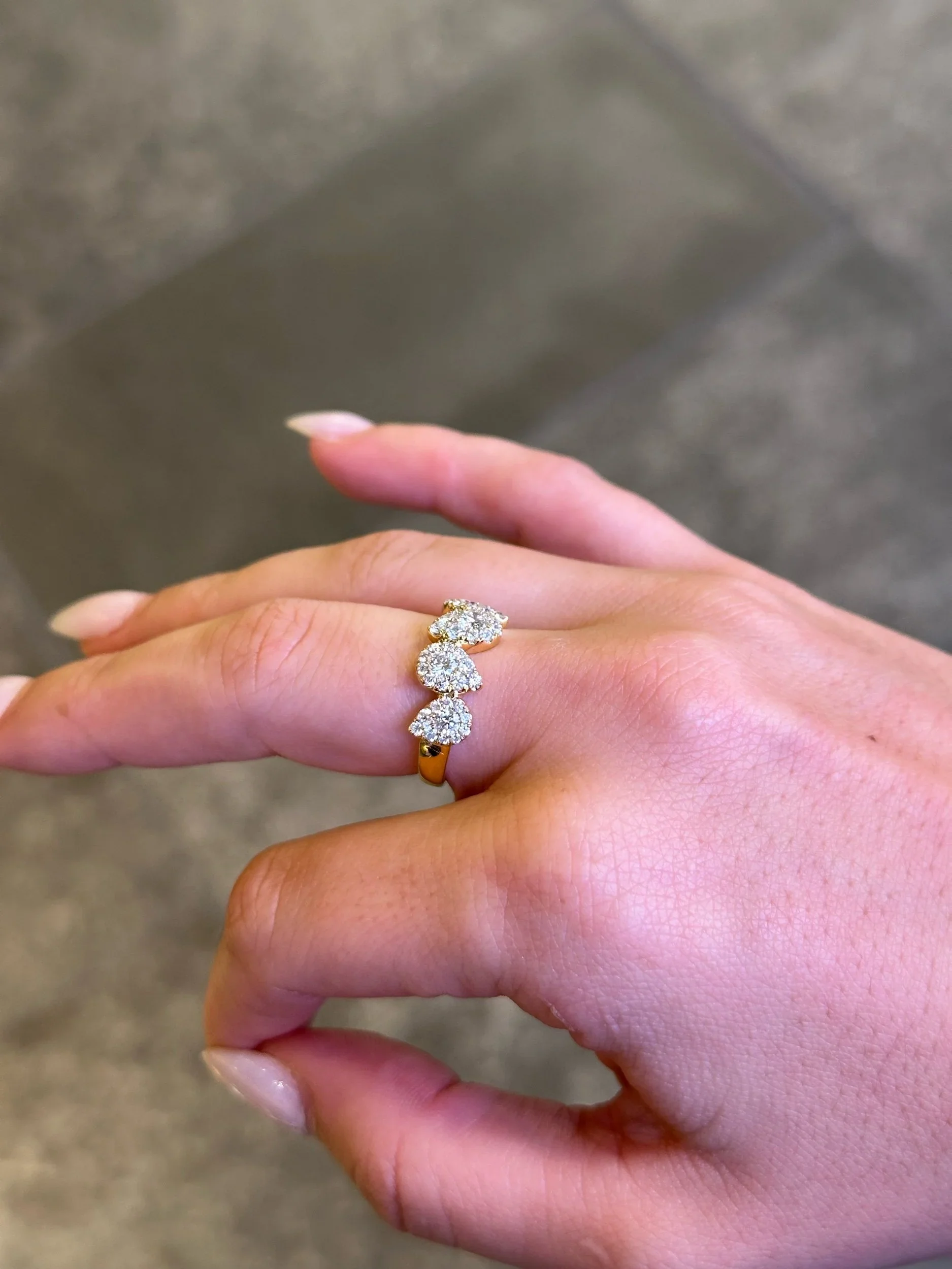 Ladies Five Pear Shaped Cluster Round Diamond Ring - Image 5