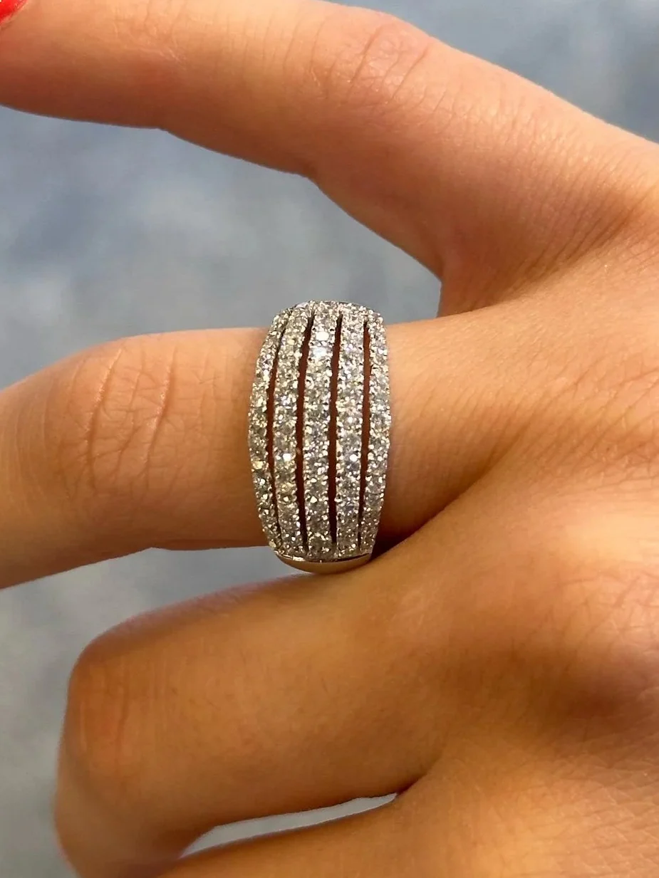 Ladies Five Row Round Diamond Ring
