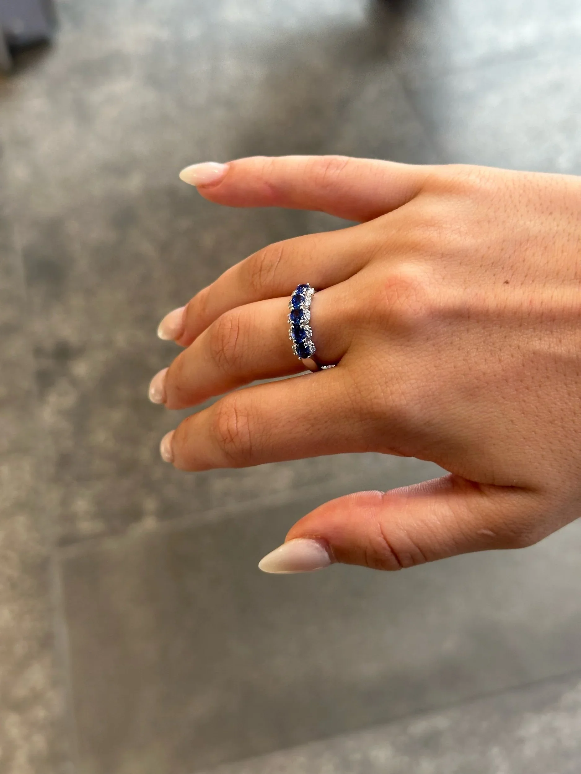 Ladies Five Sapphire Stone and Round Diamond Ring - Image 3