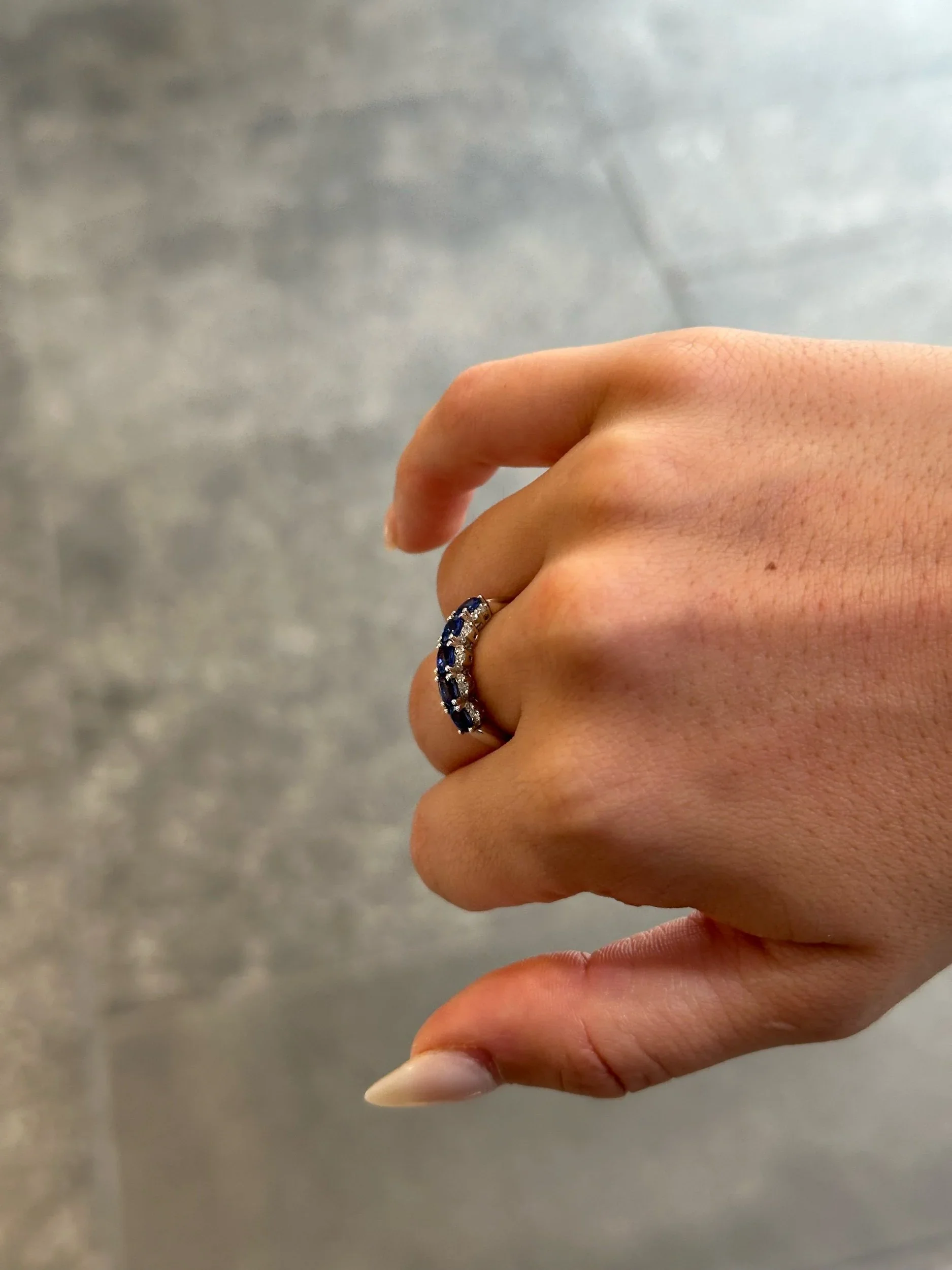 Ladies Five Sapphire Stone and Round Diamond Ring - Image 4