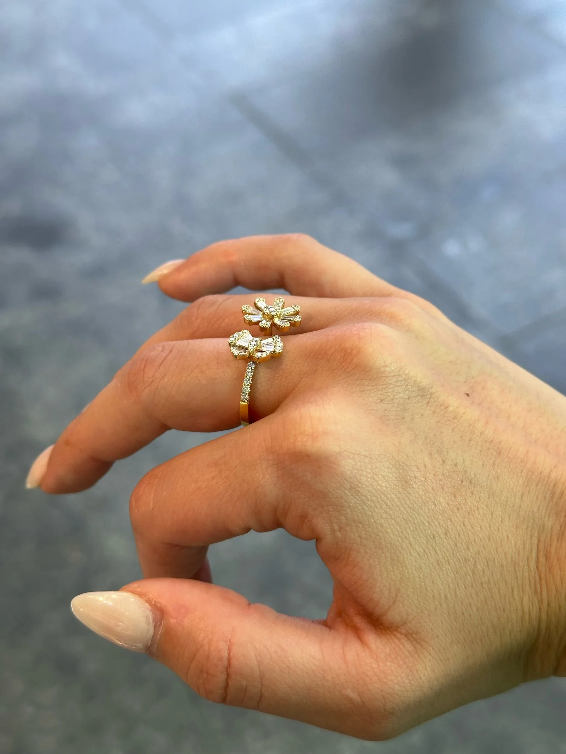 Ladies Flower and Butterfly Diamond Ring - Image 3