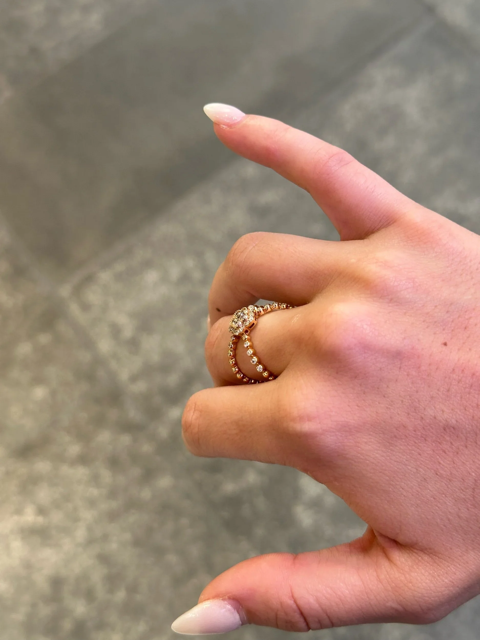 Ladies Flower Open Design Round Diamond Ring - Image 4