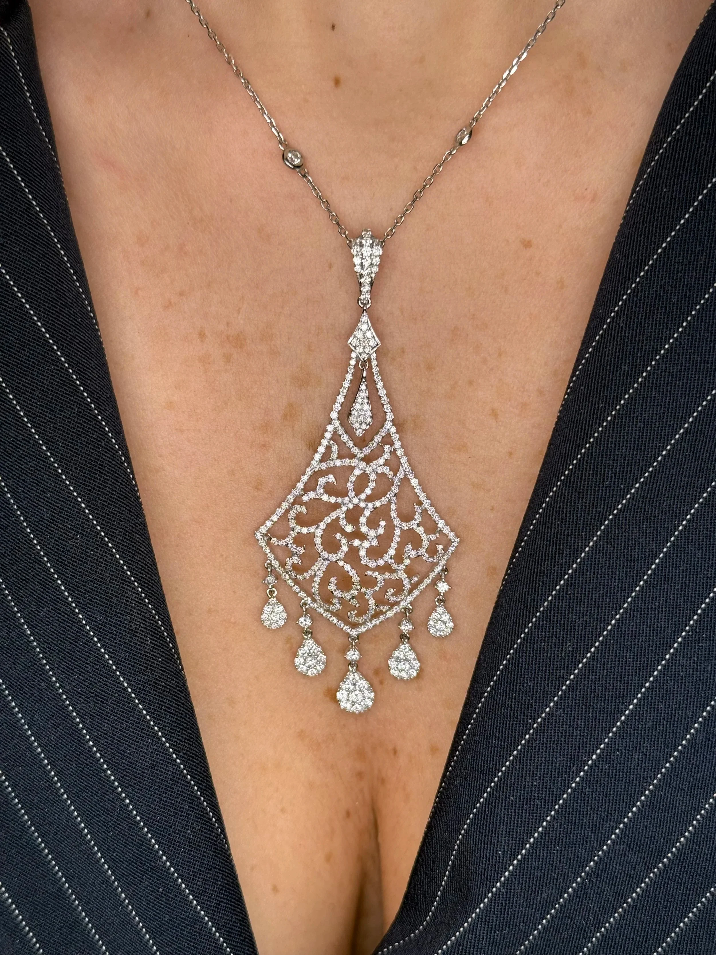 Ladies Handmade Fancy Chandelier Pendant