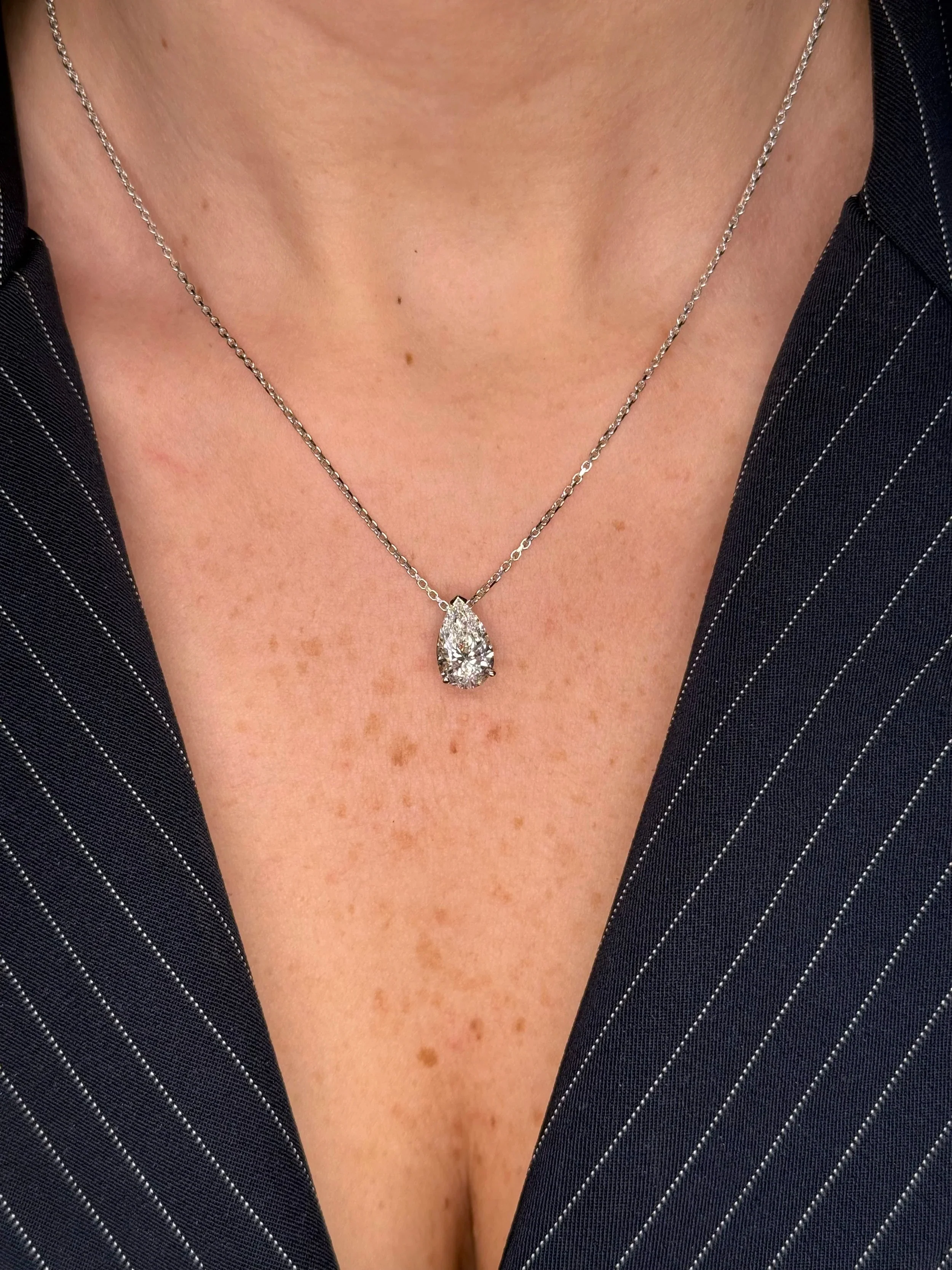 Ladies Lab Grown Pear Shaped Pendant - Image 2