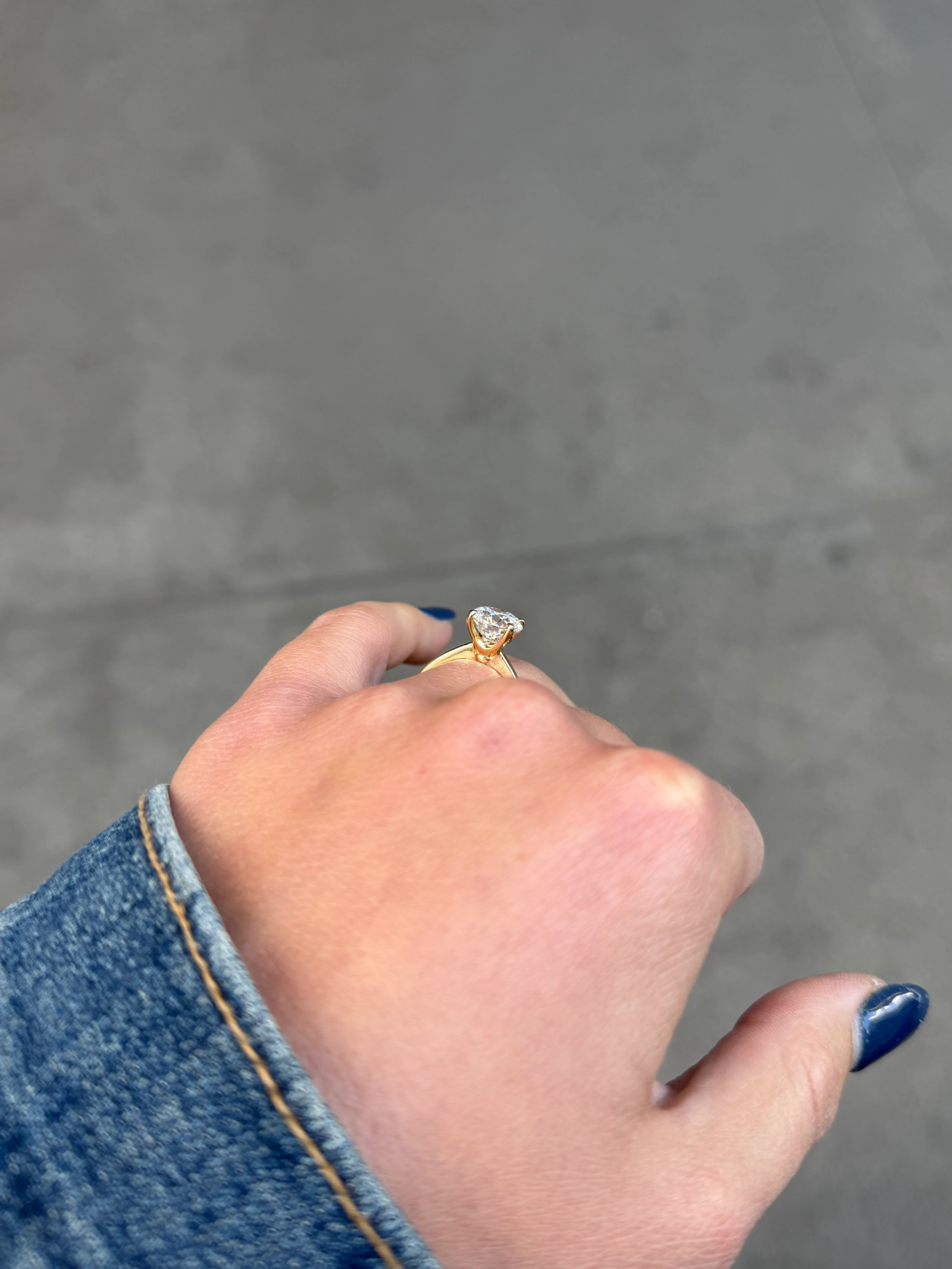 Ladies Lab Grown Round Diamond Engagement Ring - Image 4