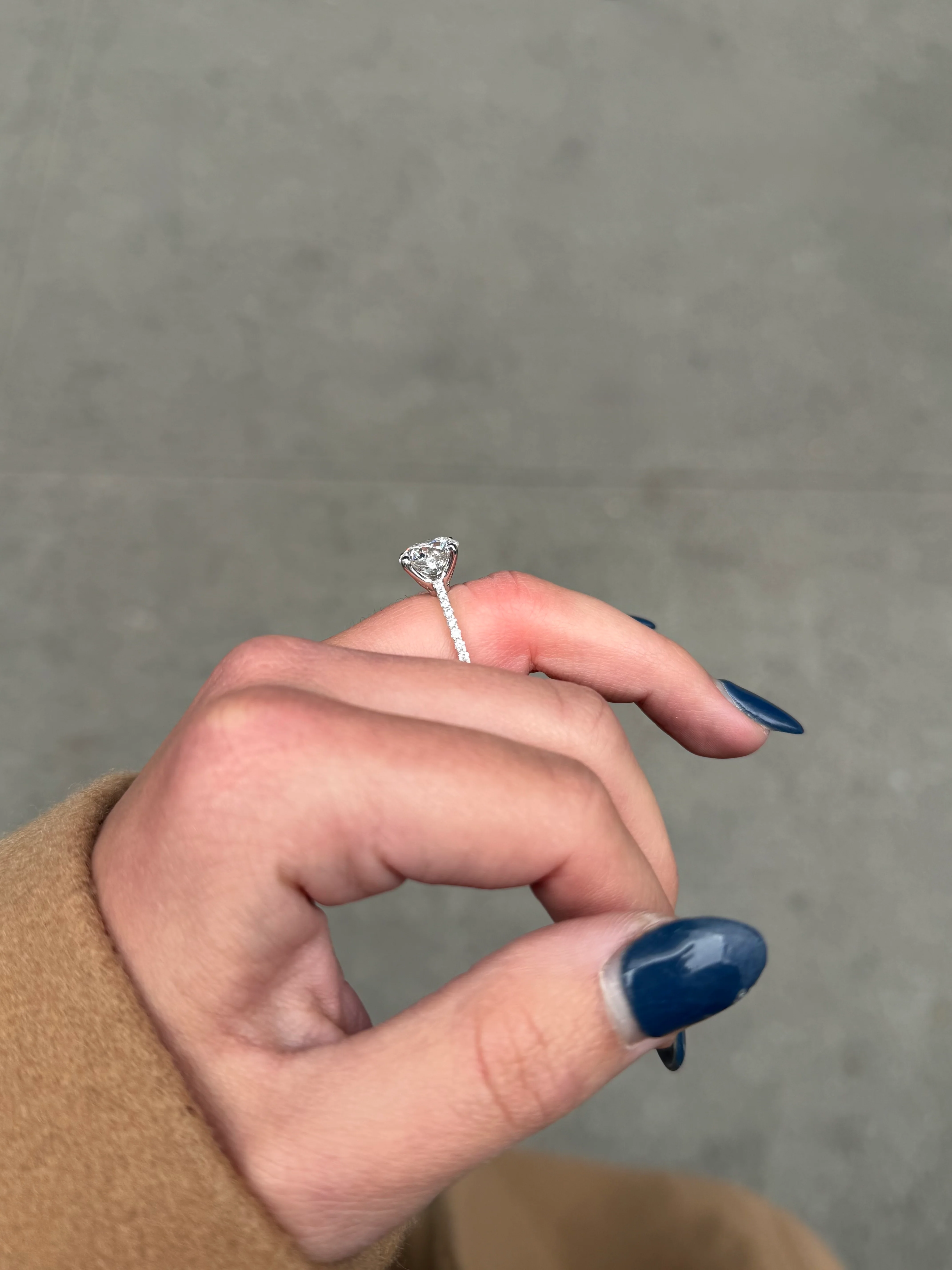 Ladies Lab Grown Round Diamond Engagement Ring - Image 3