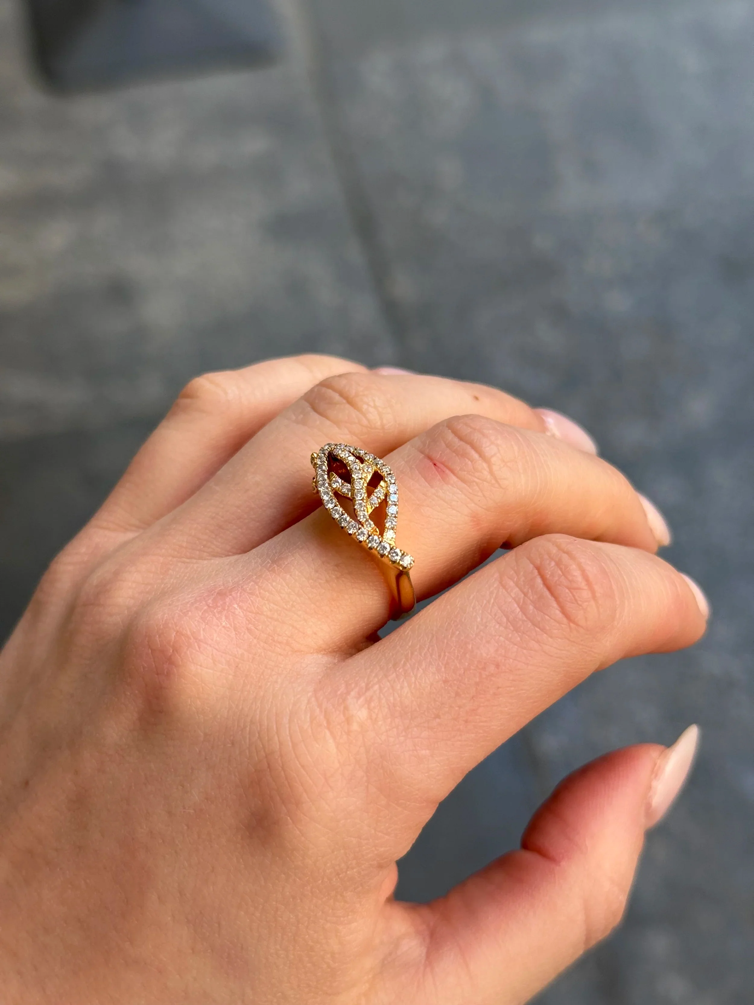 Ladies Leaf Design Diamond Ring - Image 3