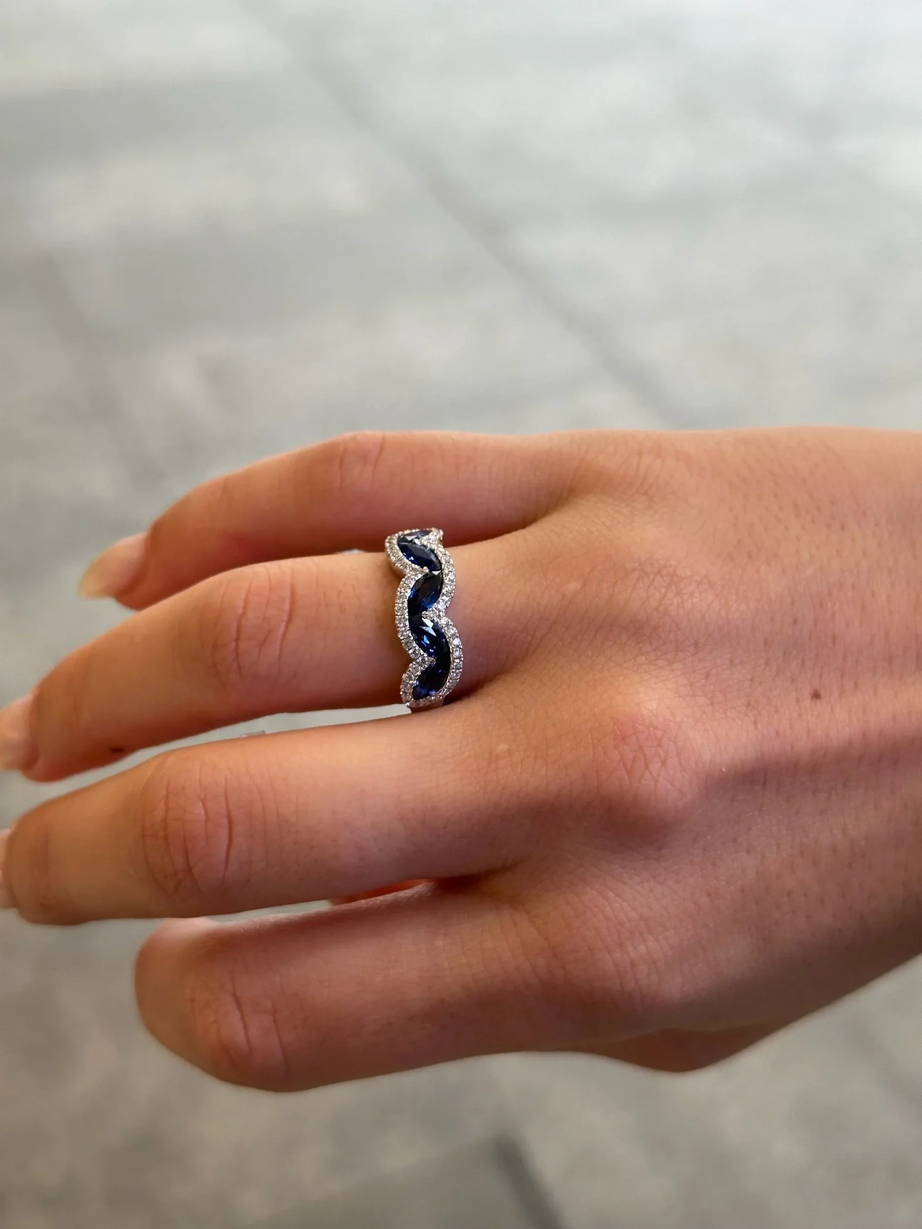 Ladies Marquise Sapphire Stone and Round Diamond Ring - Image 2