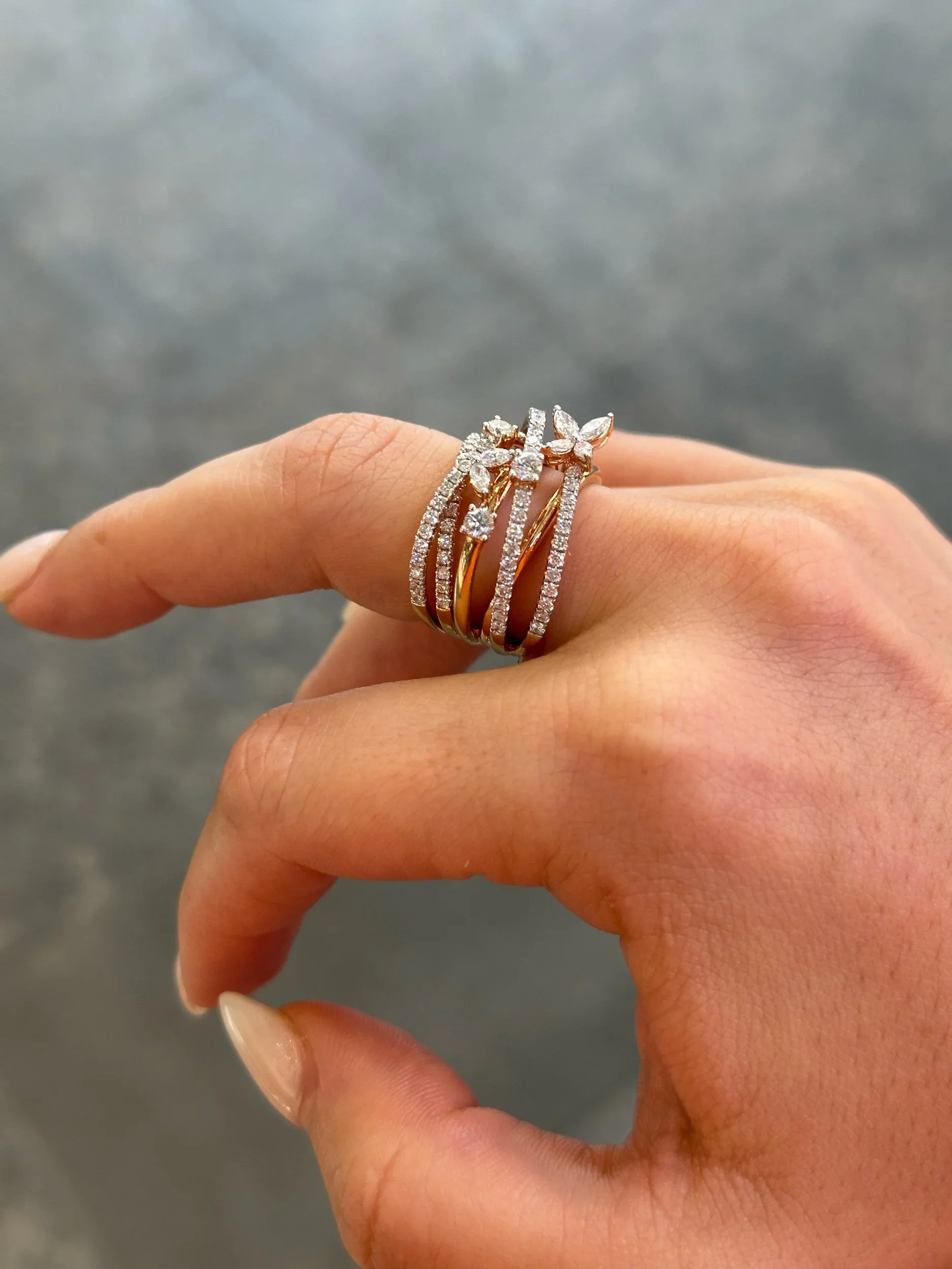 Ladies Multi-Row Intertwined Fancy Ring - Image 3