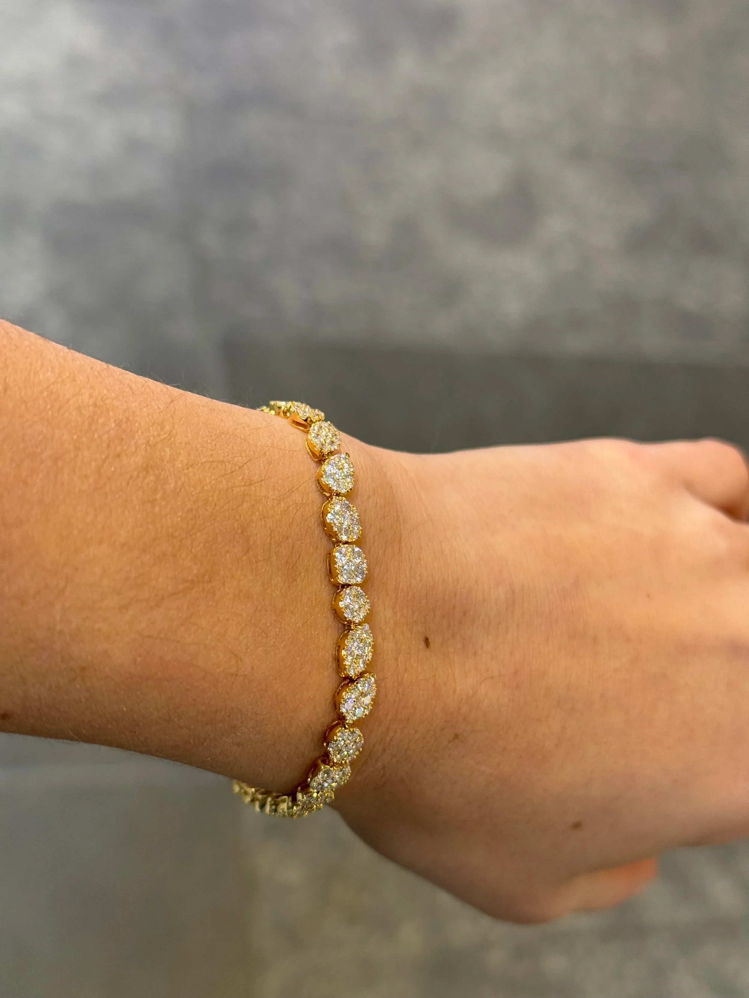 Ladies Multi-Shaped Cluster Diamond Bracelet - Image 3