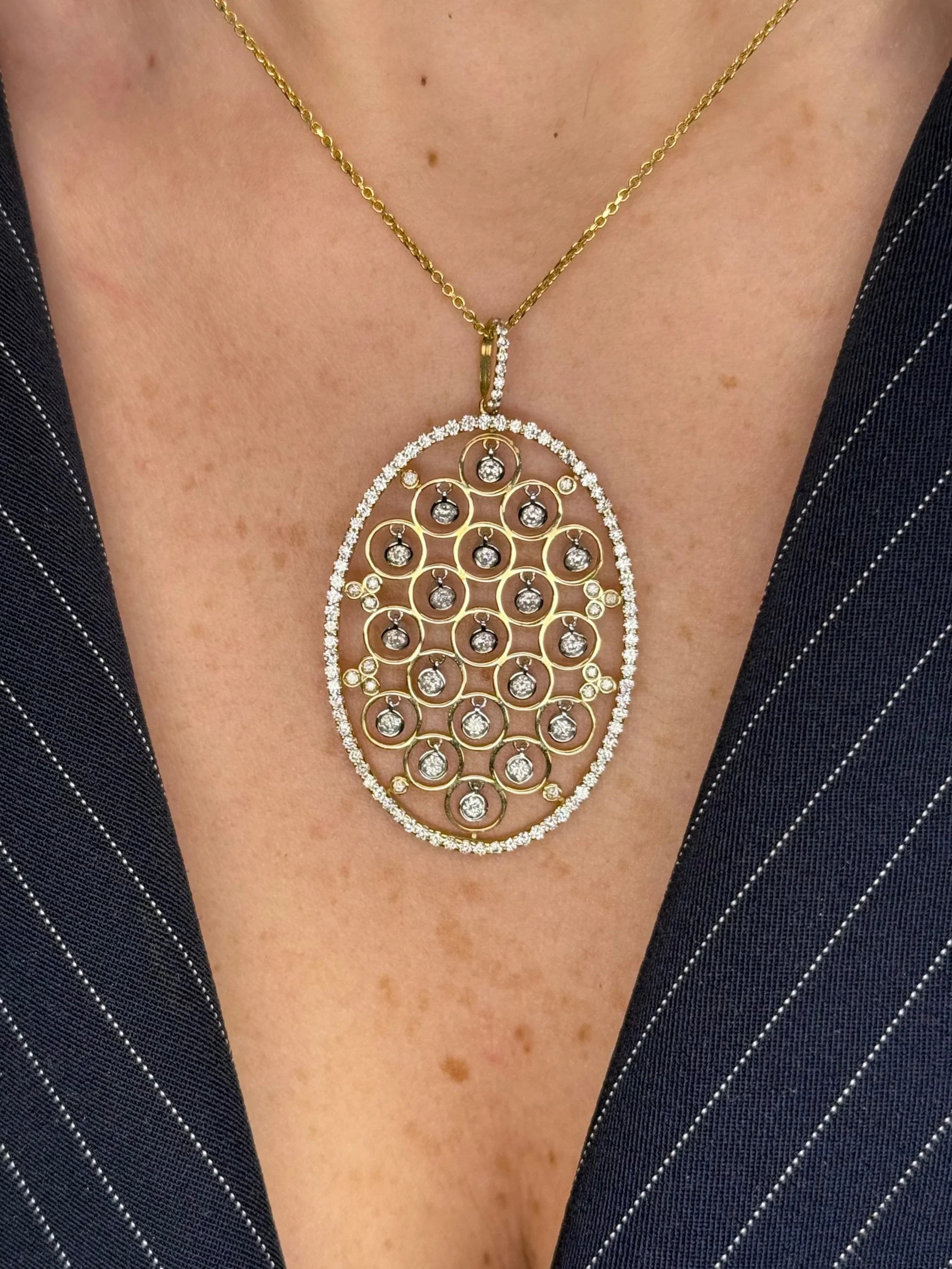 Ladies Oval Dangling Fancy Pendant