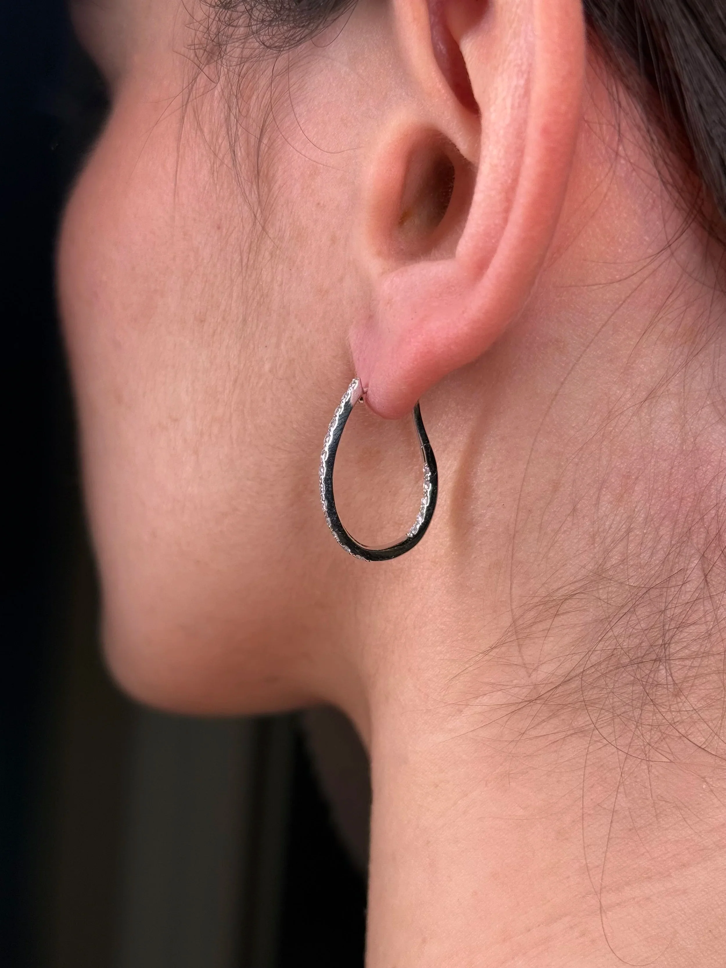 Ladies Oval Shape Twist Diamond Hoops - Image 4