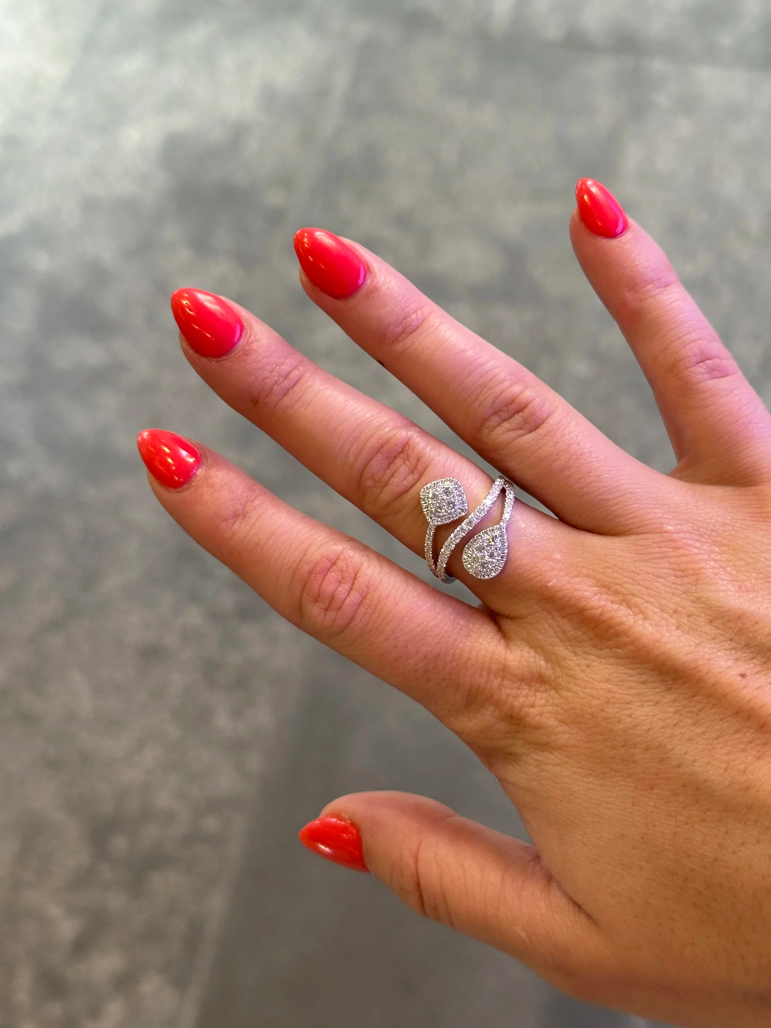 Ladies Pear and Cushion Shaped Cluster Diamond Ring - Image 4