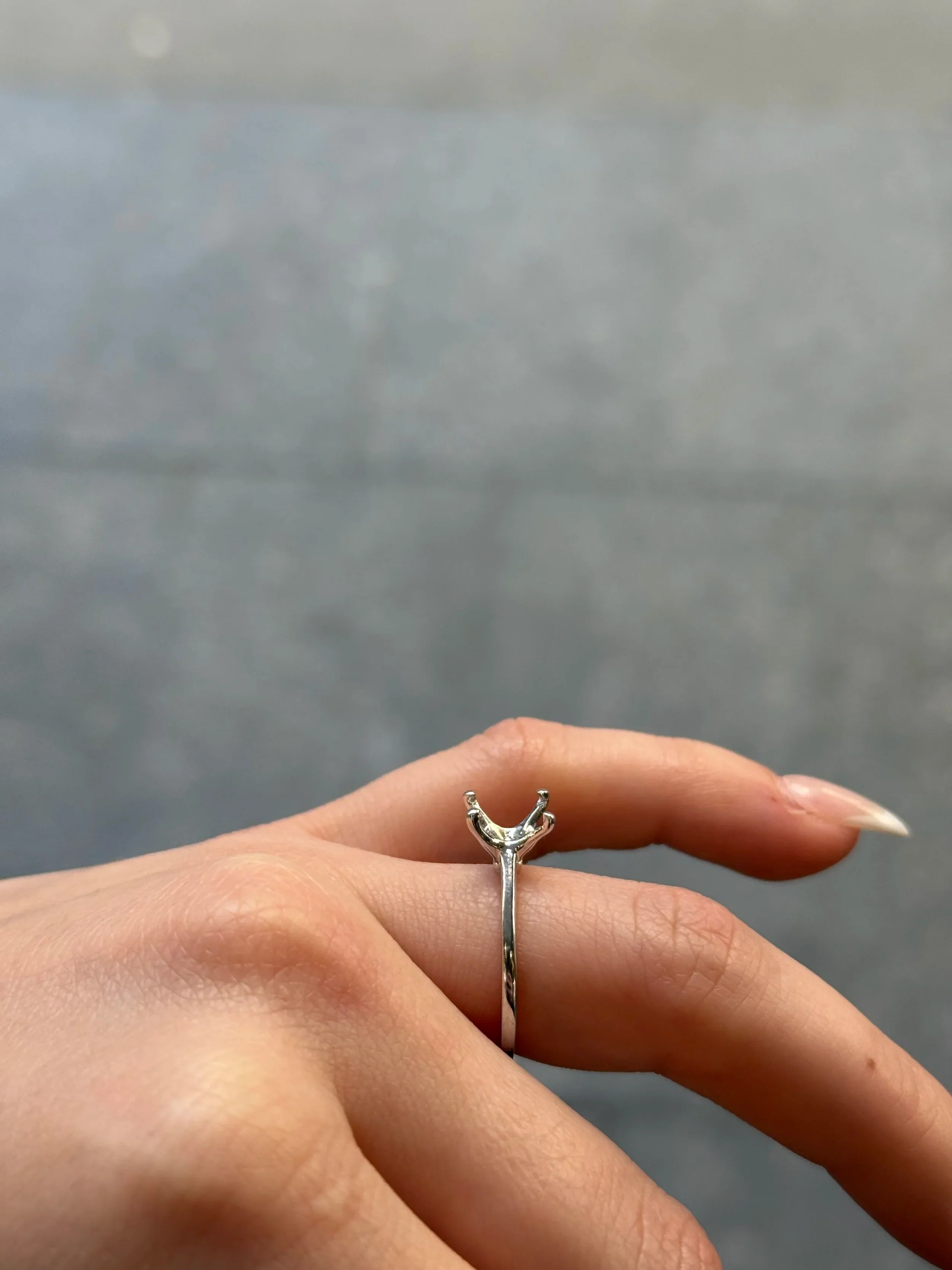 Ladies Plain Gold Engagement Rings - Image 5
