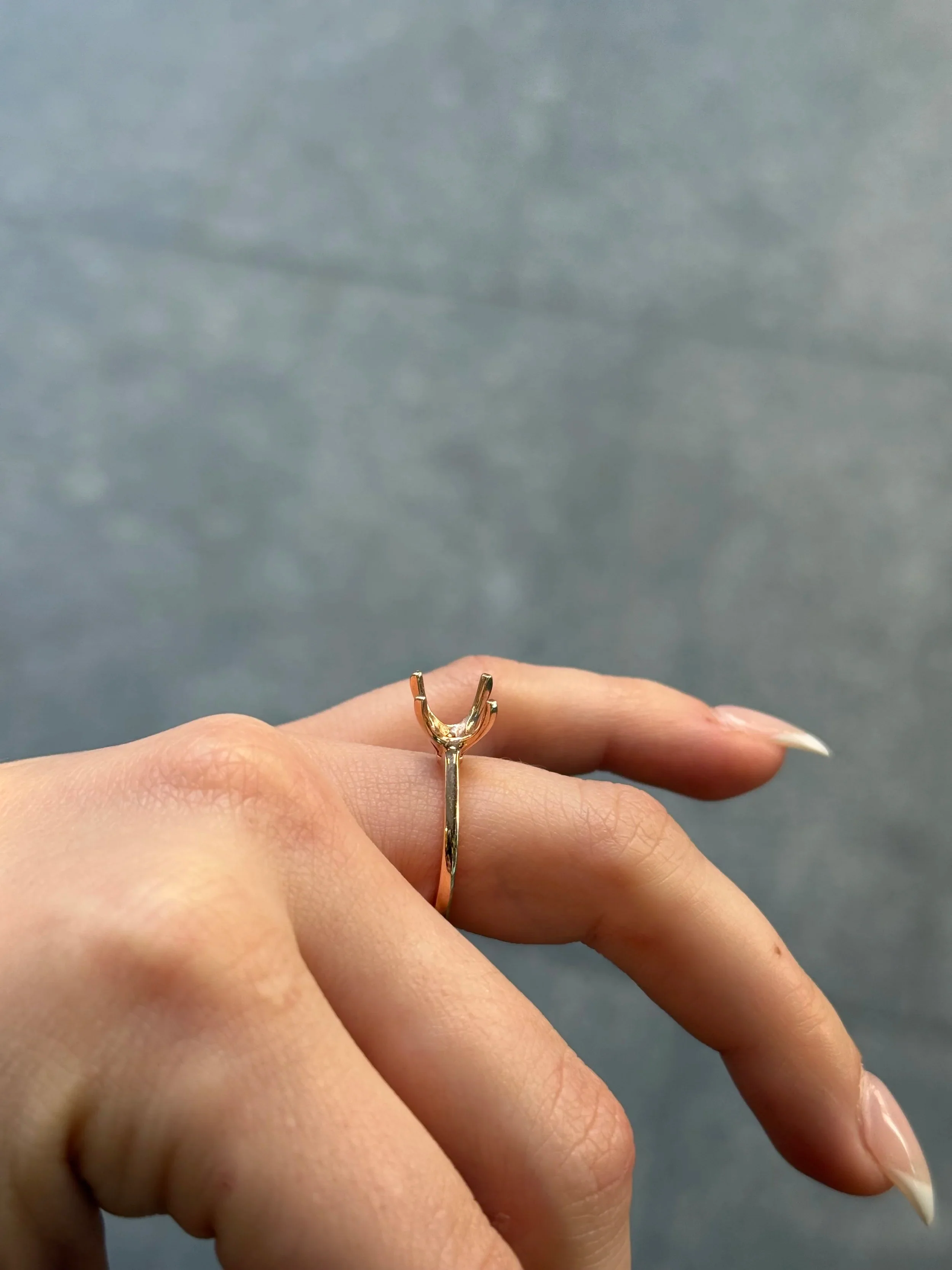 Ladies Plain Gold Engagement Rings - Image 6