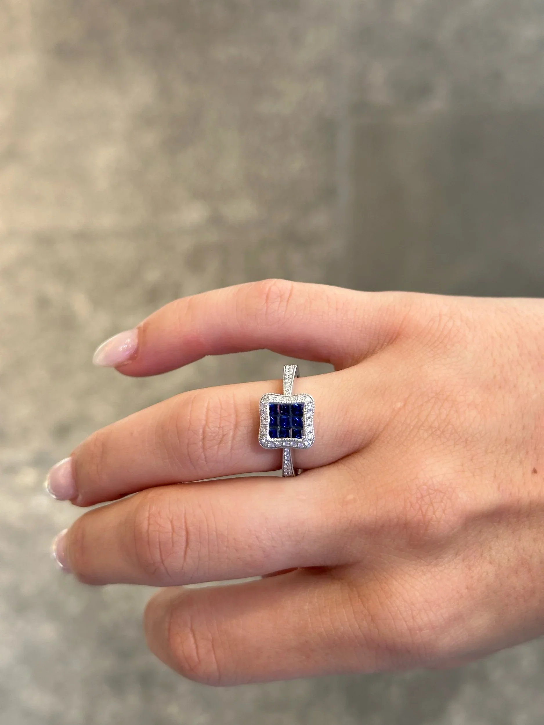 Ladies Princess cut Sapphire and Halo Round Diamond Milgrain Ring - Image 2