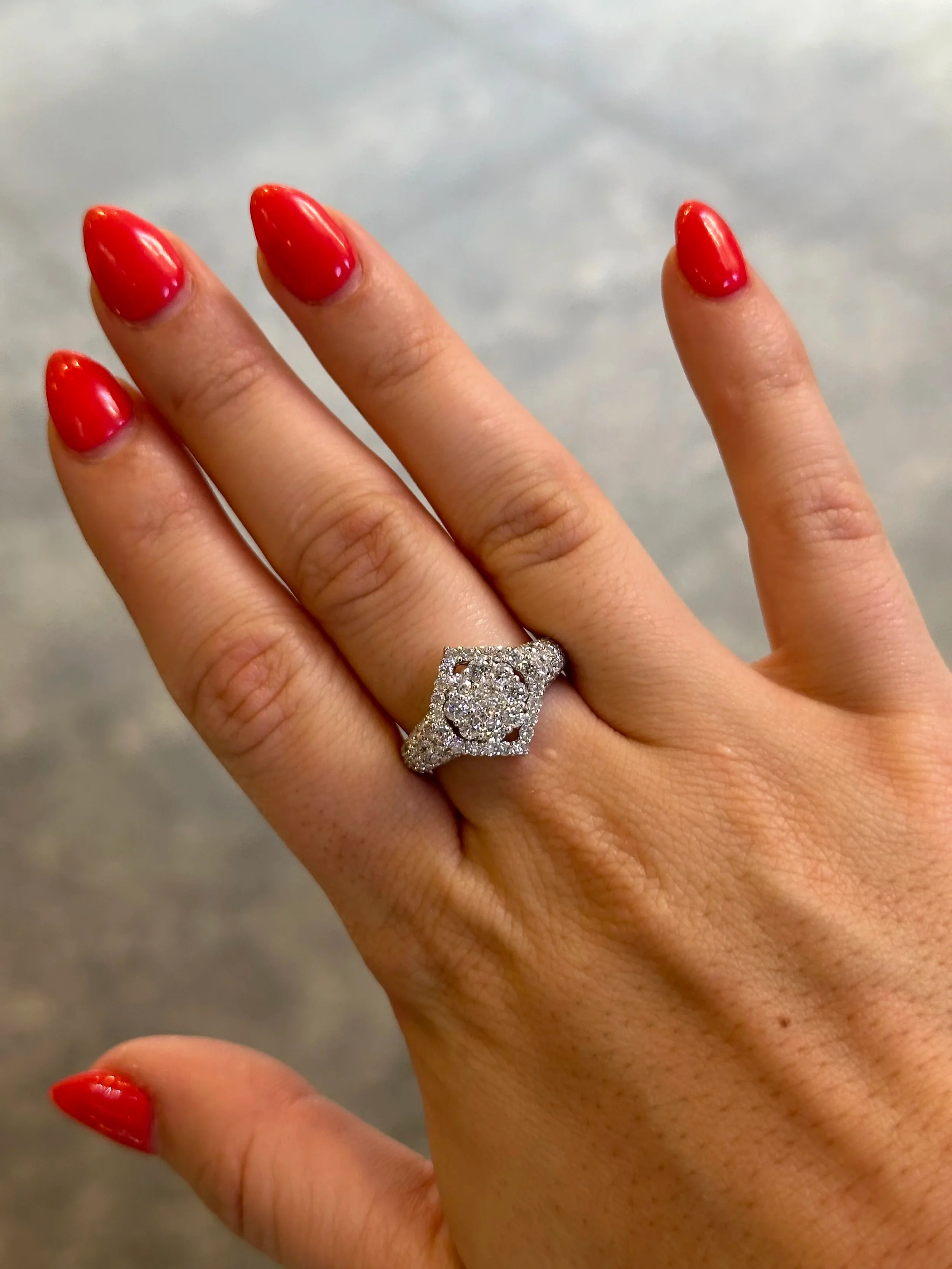 Ladies Round Cluster Center Diamond Ring - Image 2