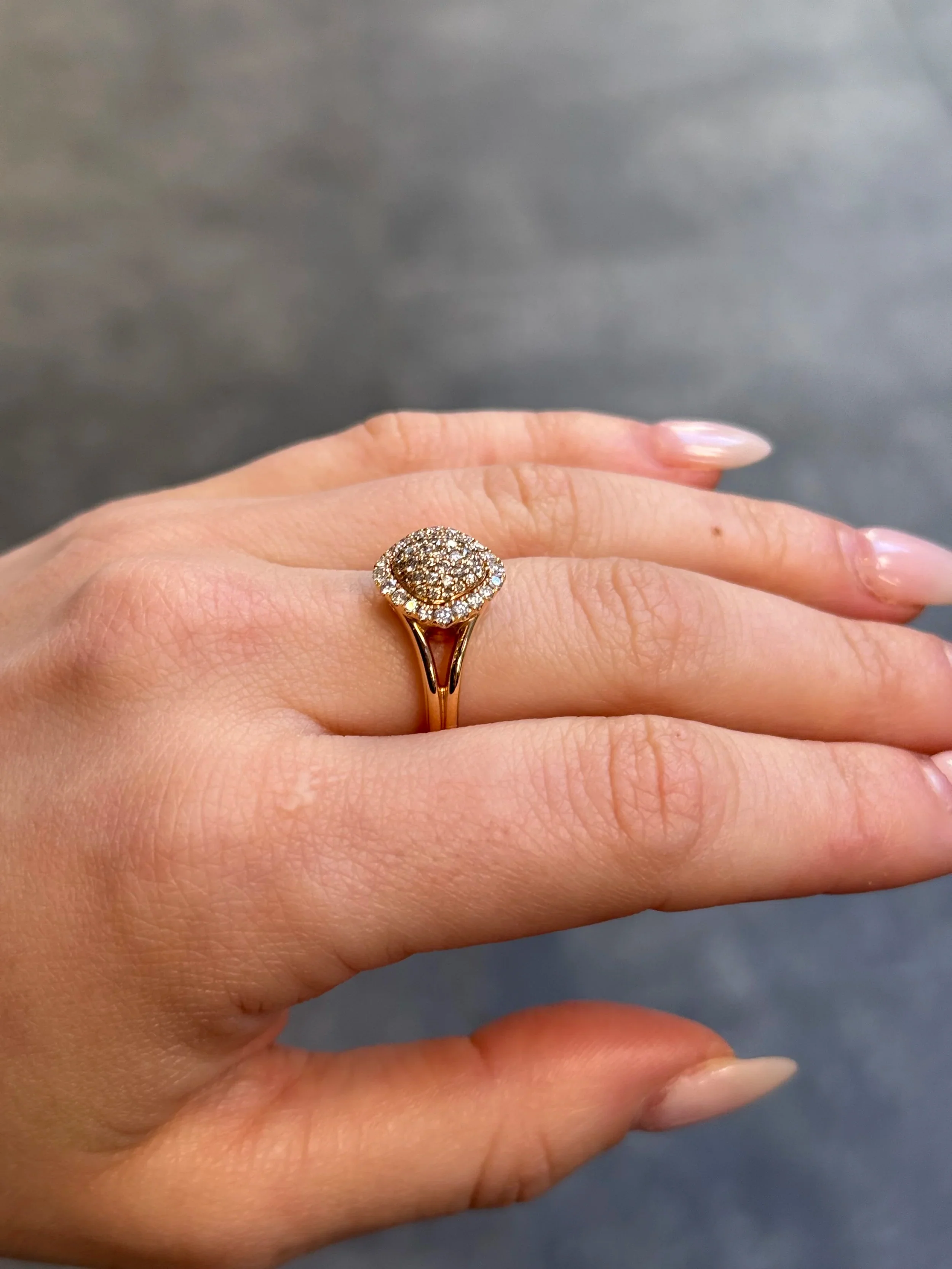 Ladies Round Diamond and Champagne Diamond Fancy Ring - Image 3