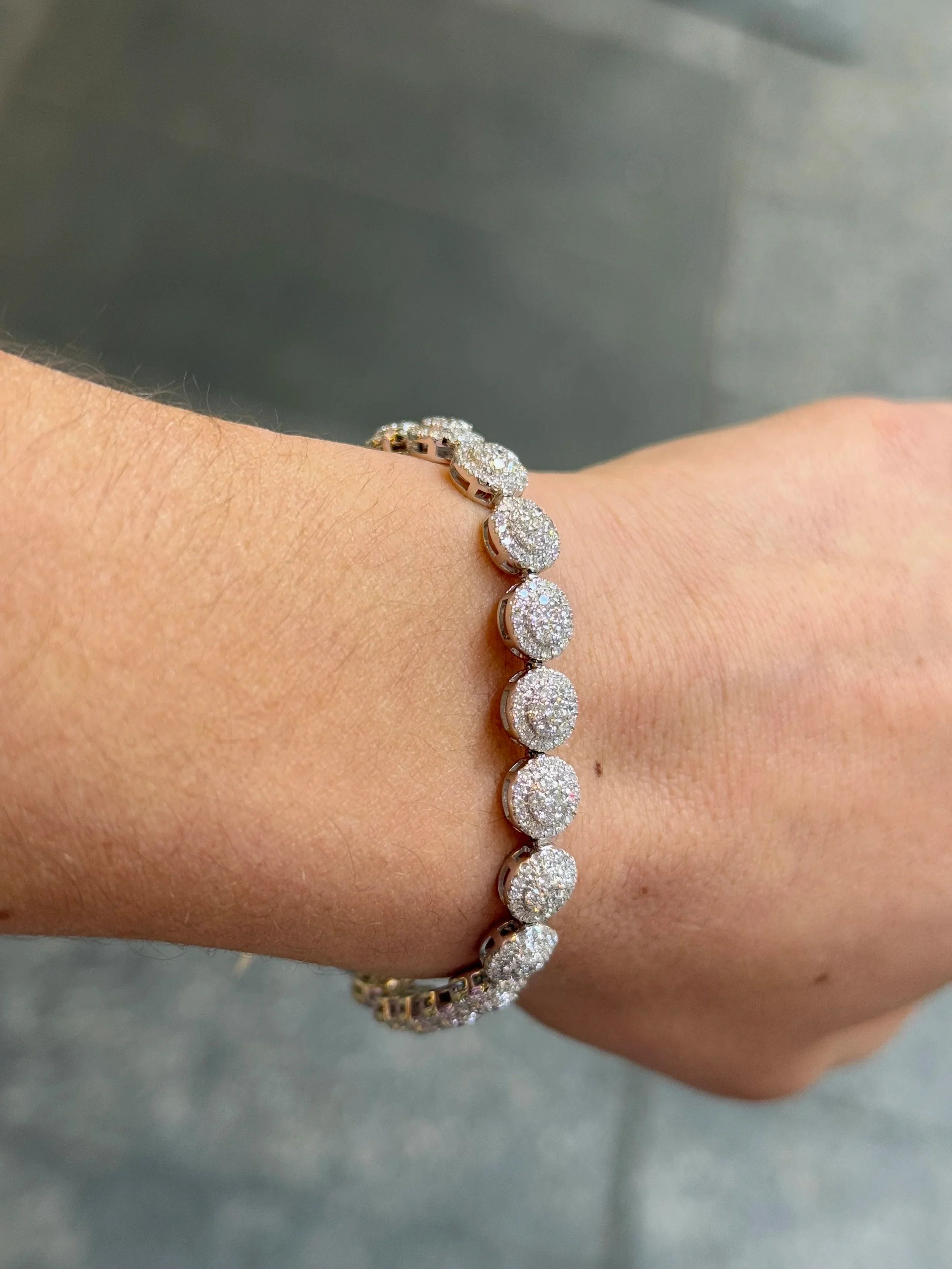 Ladies Round Diamond Cluster Bracelet - Image 3