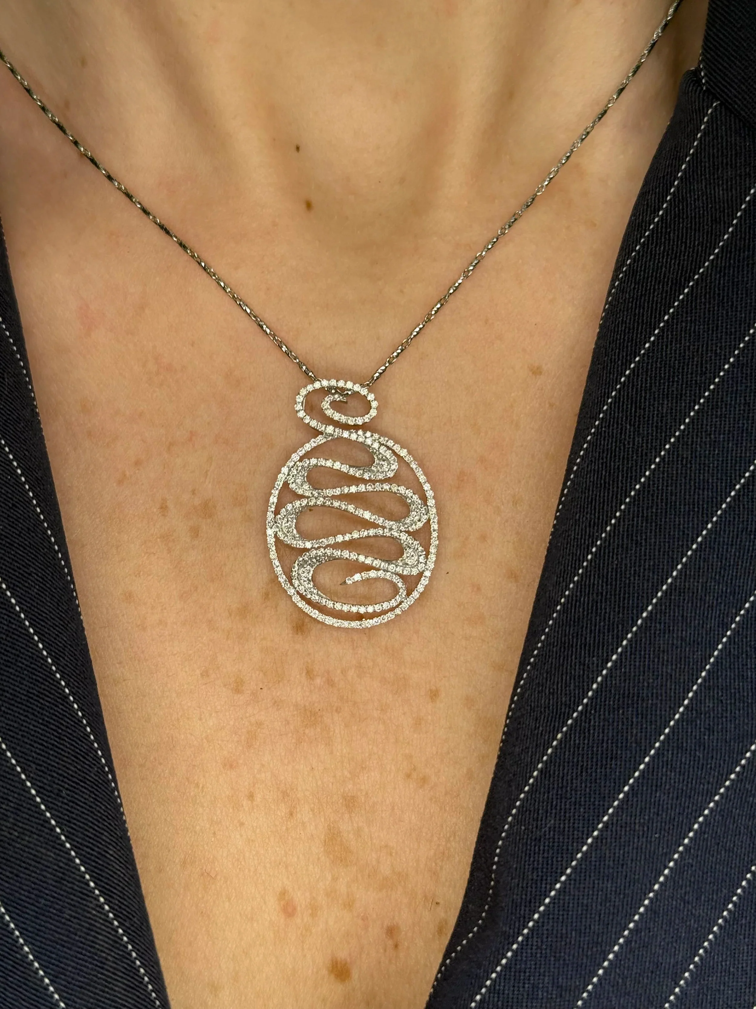 Ladies Round Diamond Pendant - Image 2