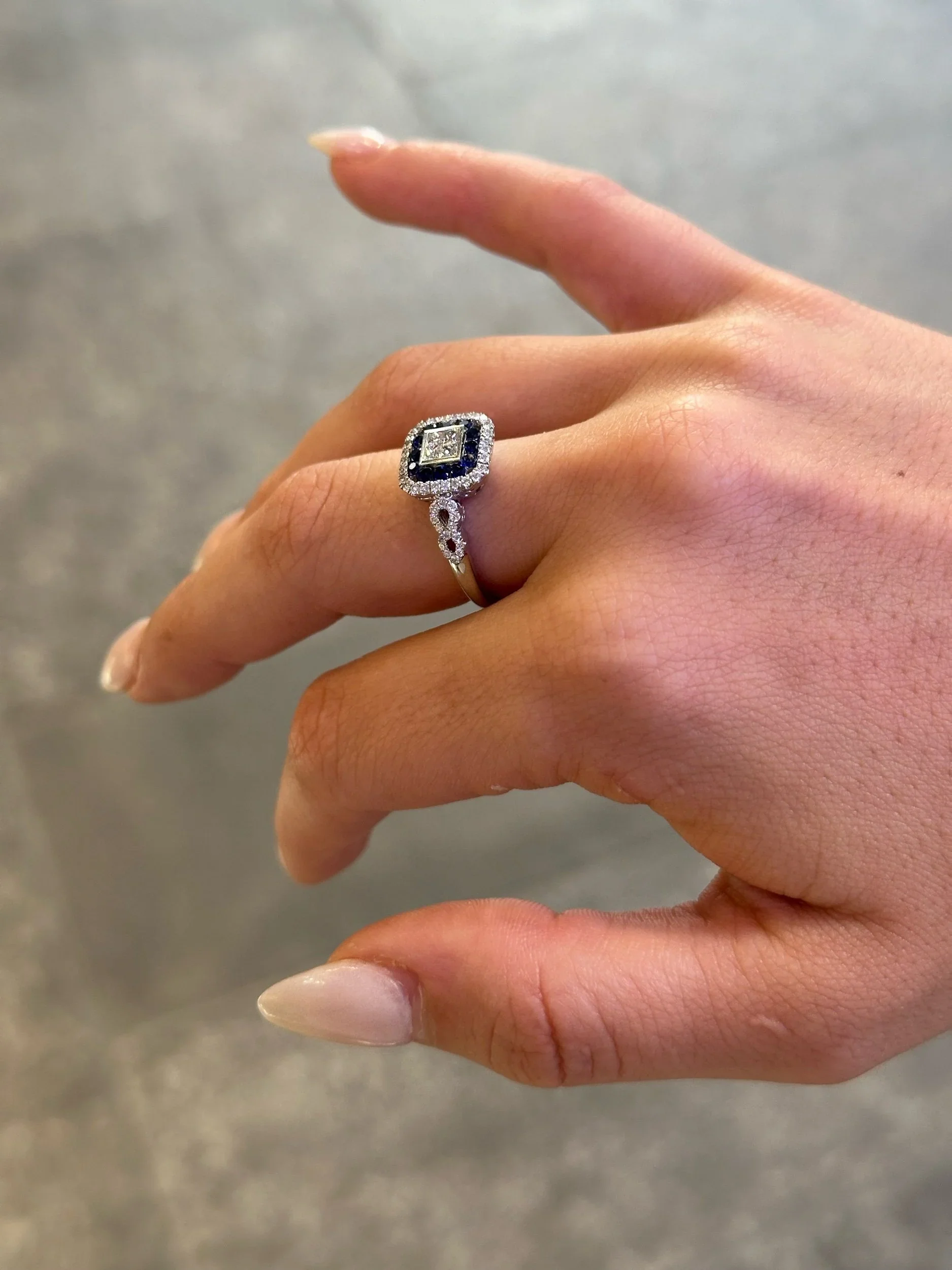 Ladies Sapphire Stone Princess Cut Diamond Ring - Image 3