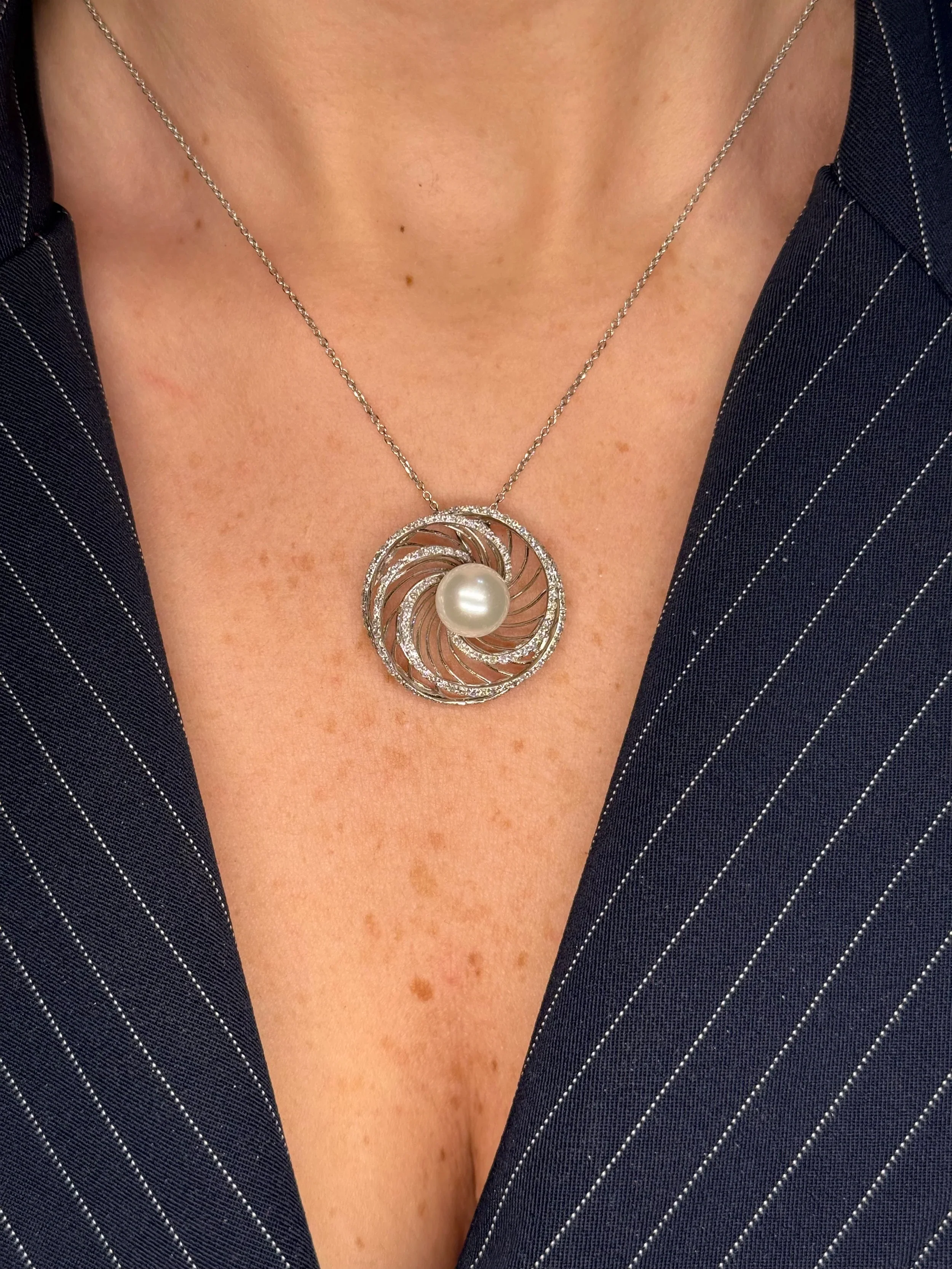 Ladies Spaced Out Diamond and Pearl Pendant - Image 2