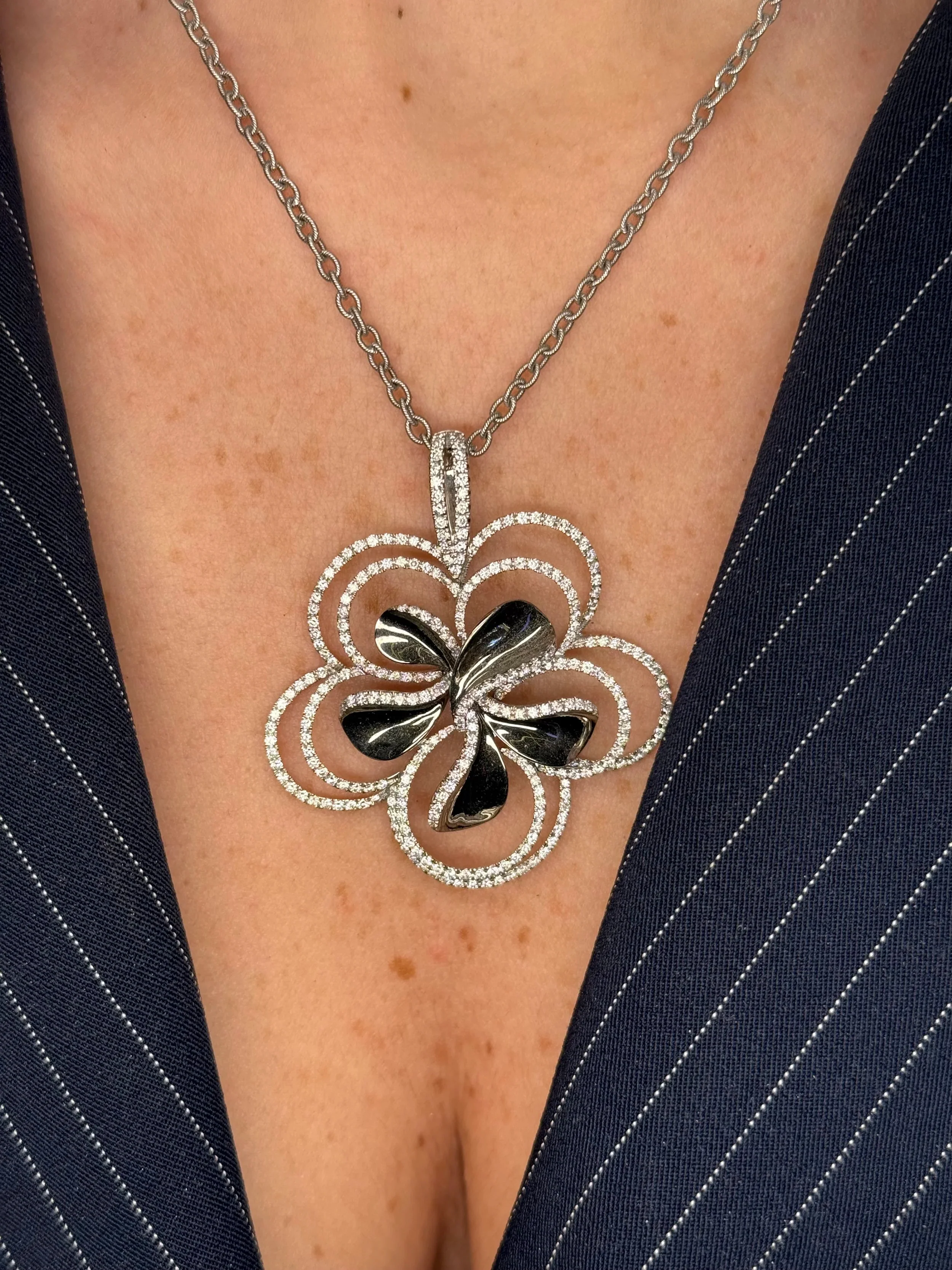 Ladies Spaced Out Large Flower Pendant - Image 2