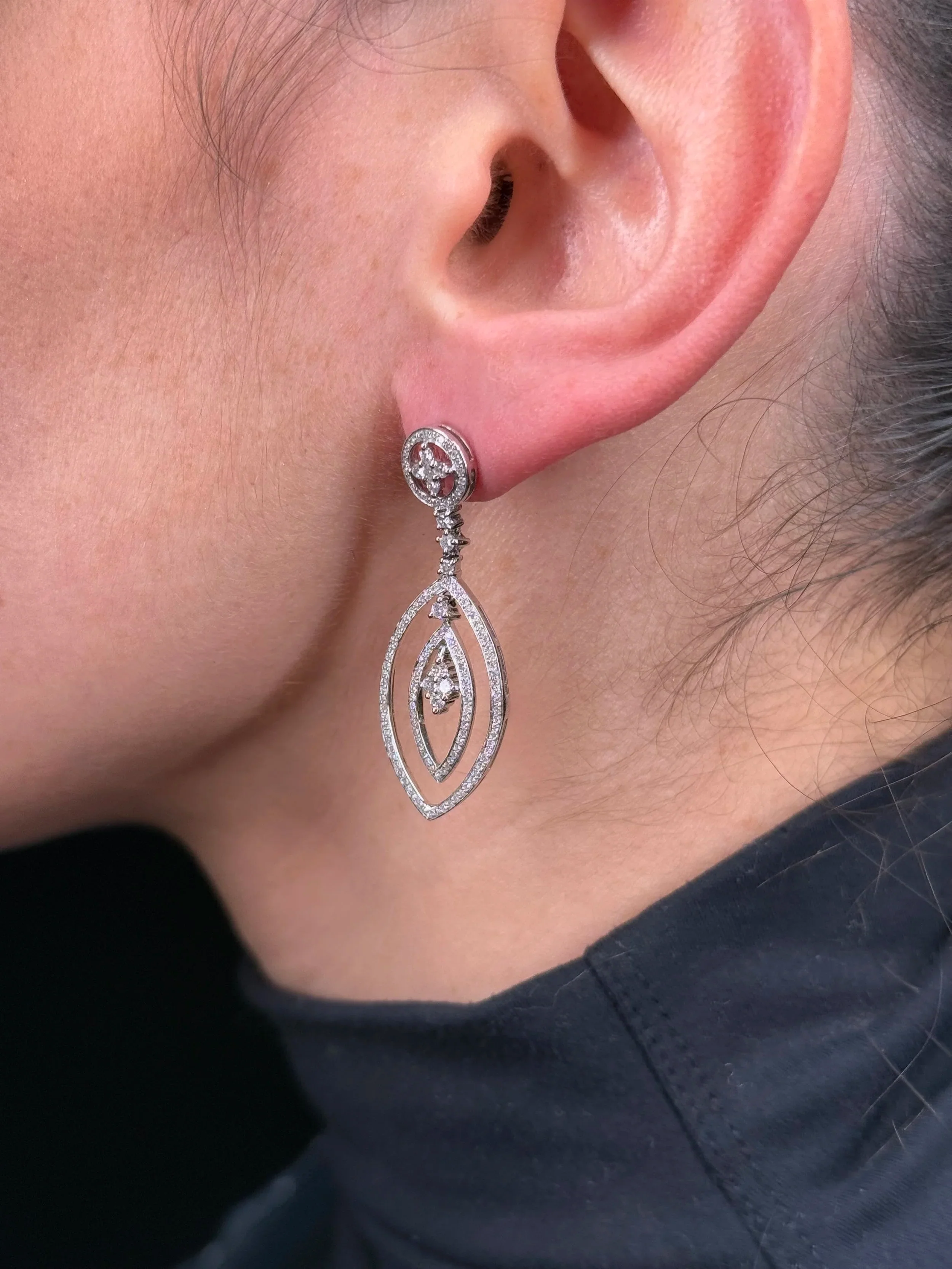Ladies Split Oval Diamond Earrings - Image 3