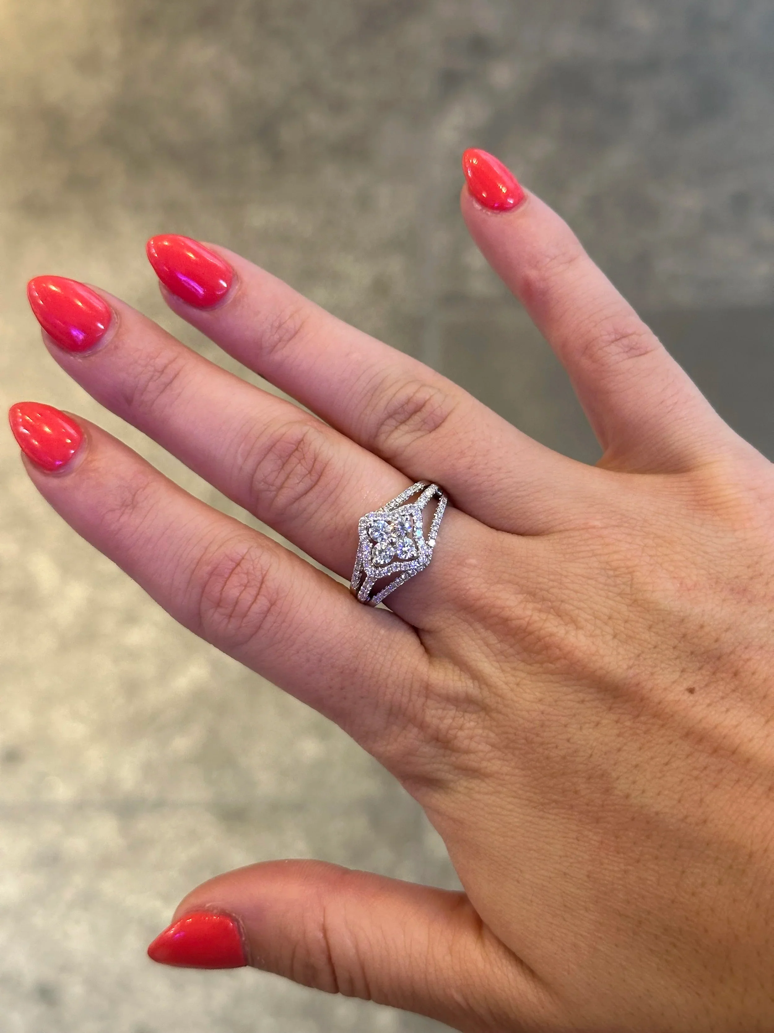 Ladies Star Shaped Three Split Halo Ring - Image 3