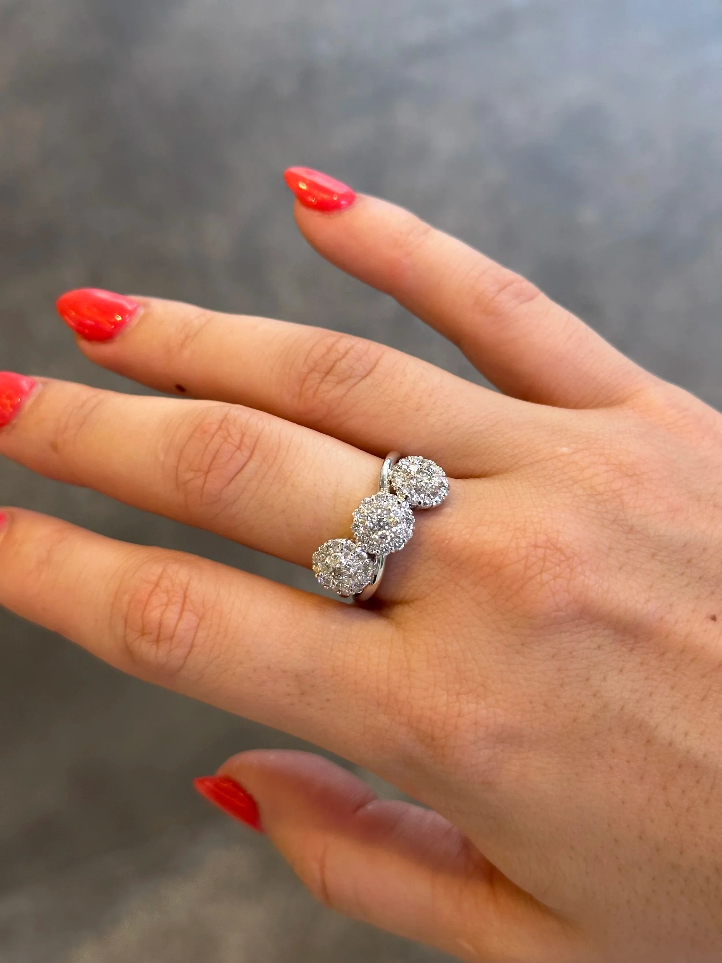 Ladies Three Round Diamond Cluster Ring - Image 2