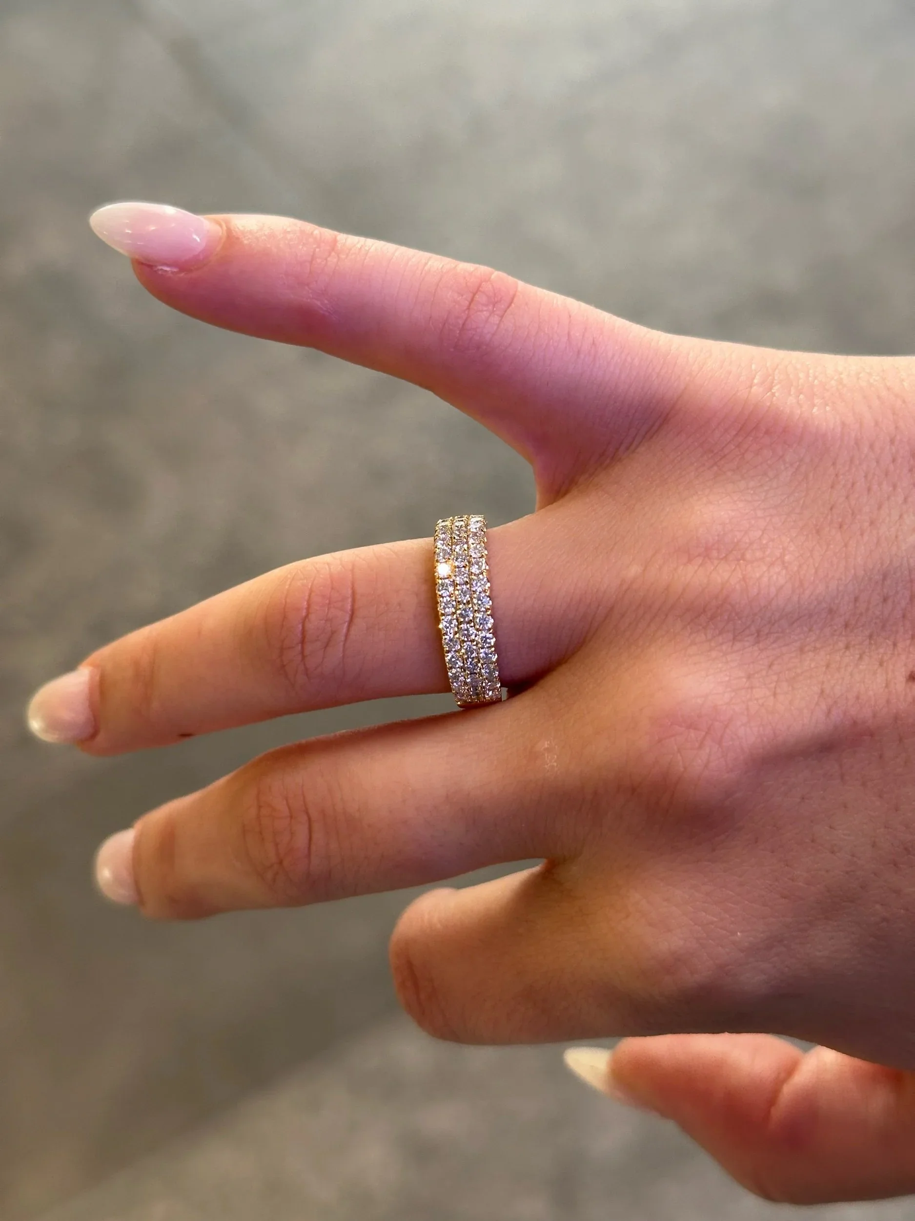 Ladies Three Row Round Diamond Band - Image 2