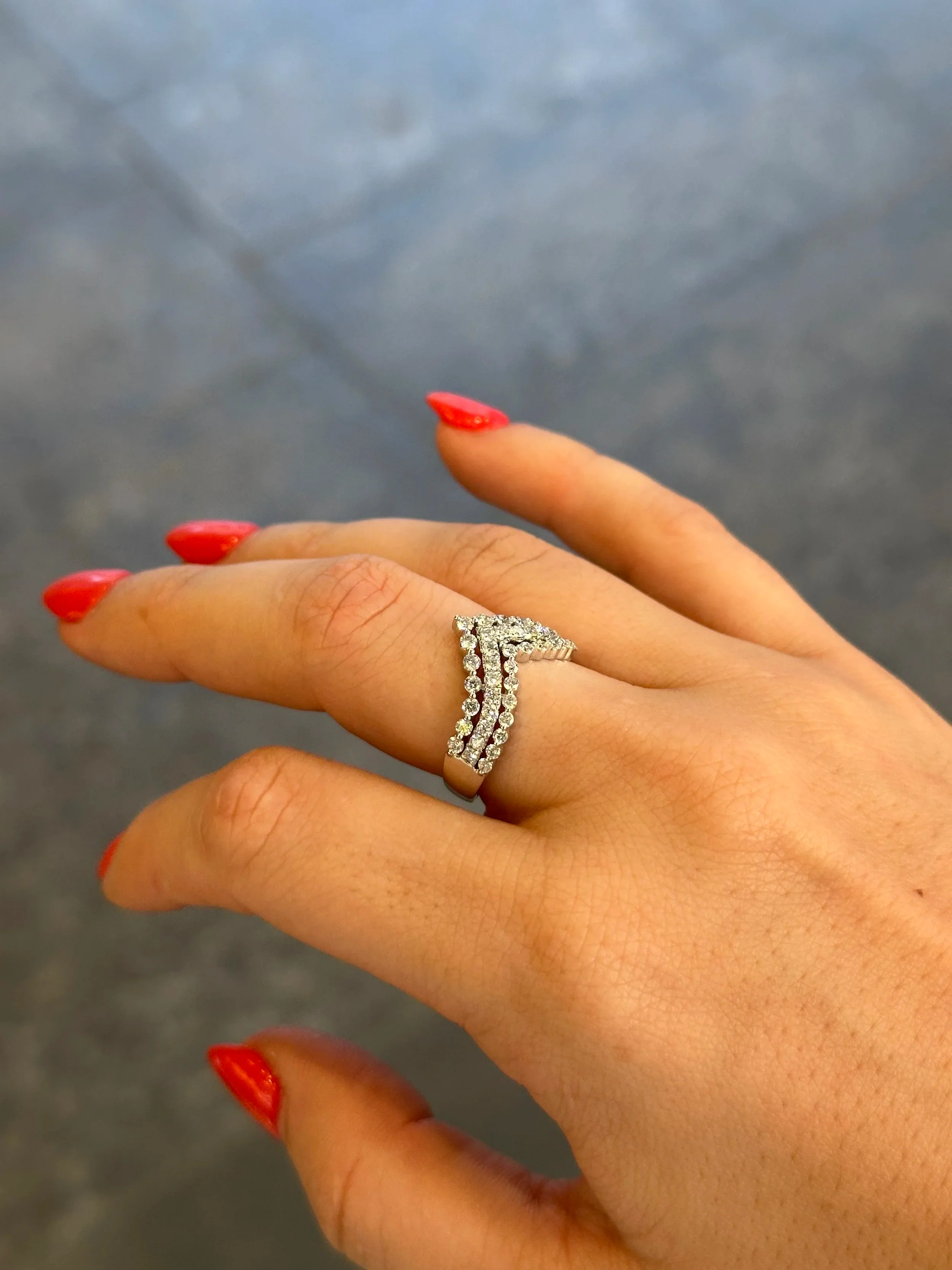 Ladies Three Row “V” Shaped Round Diamond Ring - Image 3